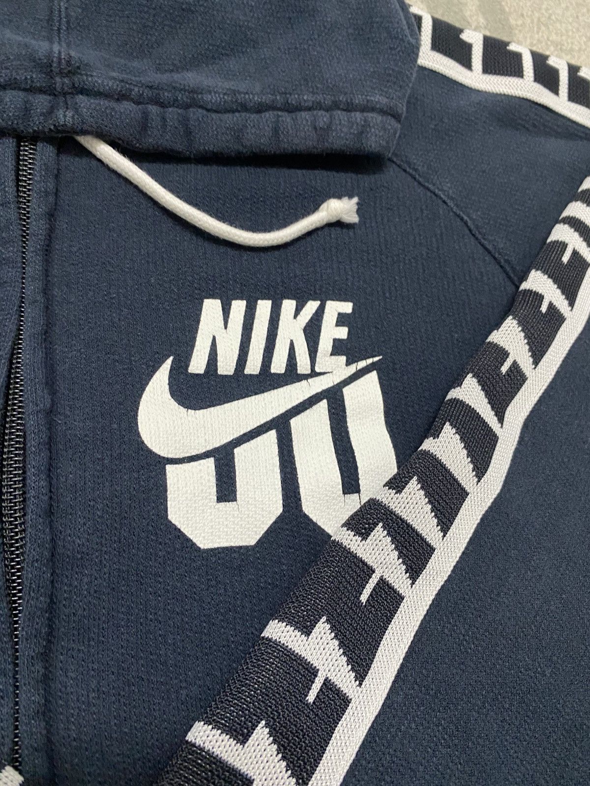Nike SB Vintage Nike SB Zip Up Hoodie Size US L / EU 52-54 / 3 - 2 Thumbnail