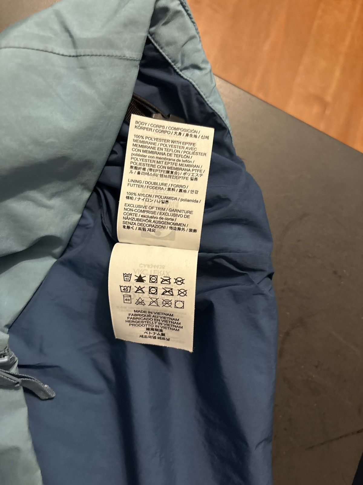 Arc'teryx Arcteryx Kadin Jacket Goretex. Size US L / EU 52-54 / 3 - 2 Thumbnail