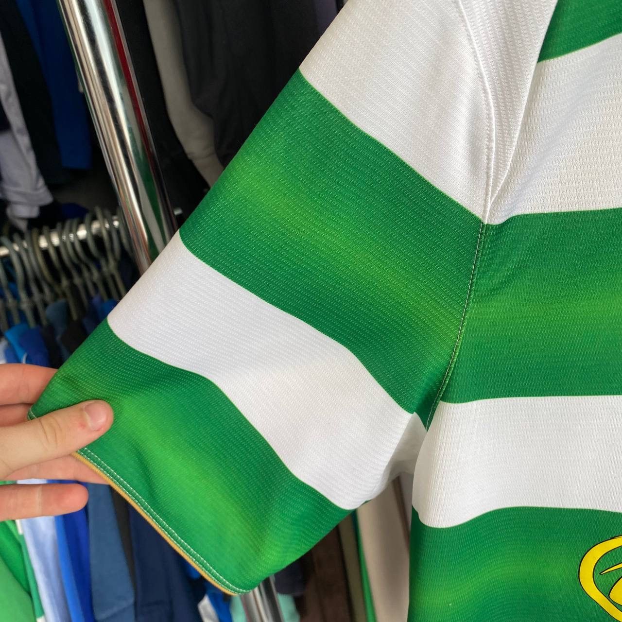New Balance × Vintage Men’s New Balance FC Celtic Magners big logo jersey Size US M / EU 48-50 / 2 - 7 Thumbnail