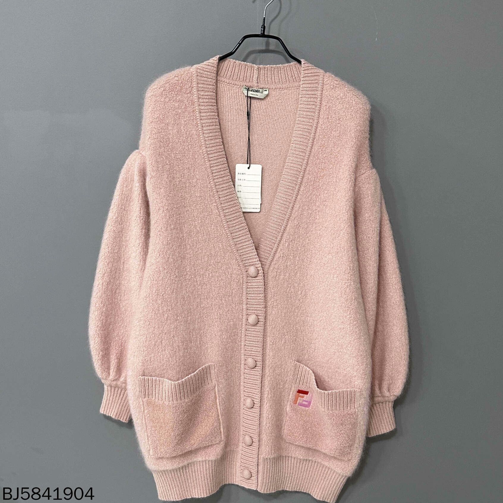 Fendi Fendi Retro Embroidered Pink Sweater M Women Size M / US 6-8 / IT 42-44 - 1 Thumbnail