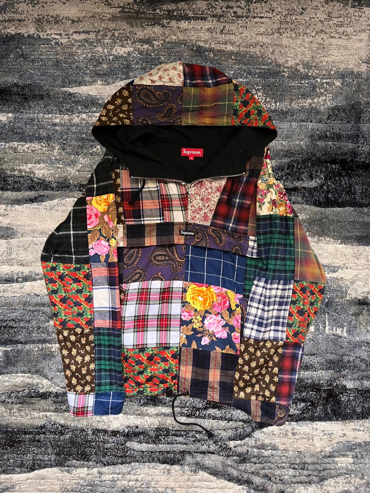 Supreme 16AW Patchwork Anorak サイズL 訳あり 2025年最新】supreme patchwork anorakの人気アイテム - メルカリ