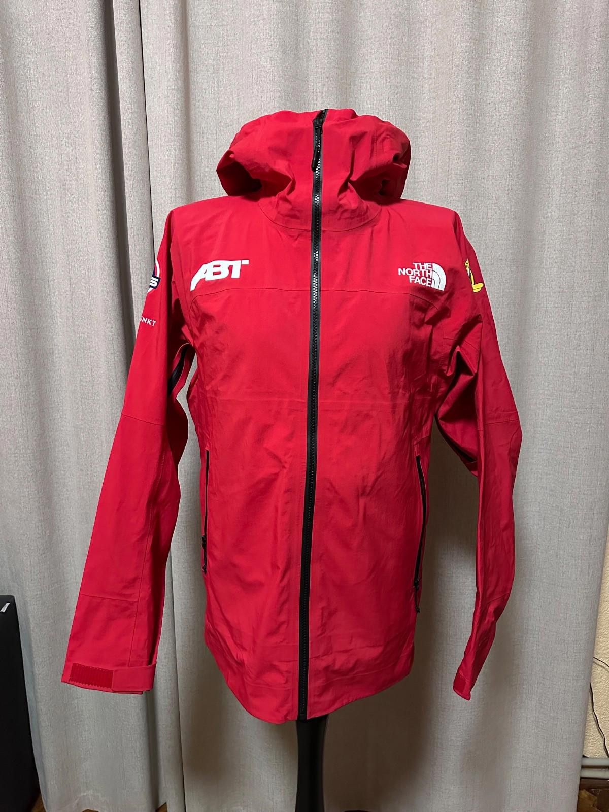 The North Face Mens The North Face Summit Chamlang FUTURELIGHT Ski Jacket Size US M / EU 48-50 / 2 - 1 Thumbnail