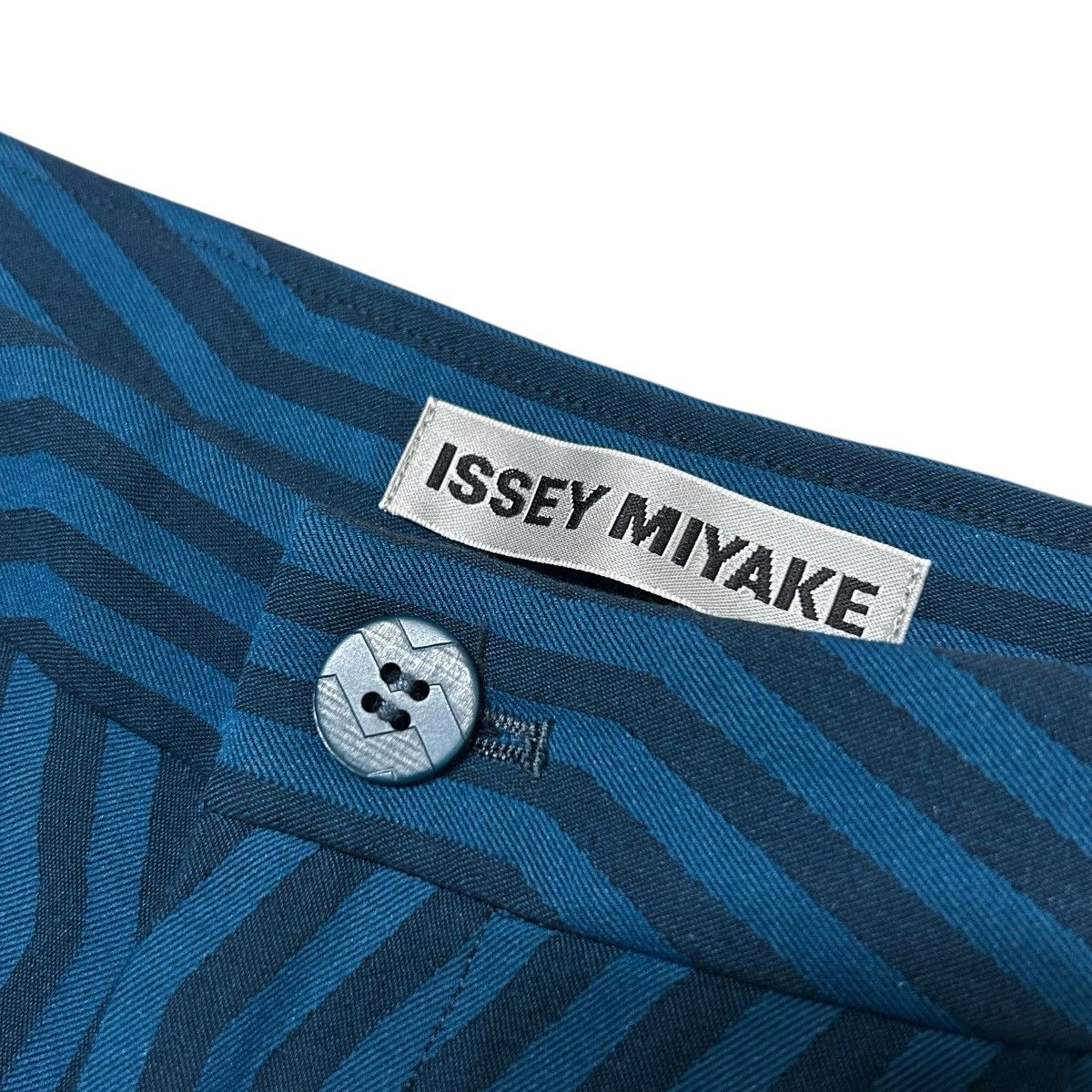 Issey Miyake 748 ISSEY MIYAKE pants trousers women’s blue Size 27" / US 4 / IT 40 - 4 Thumbnail