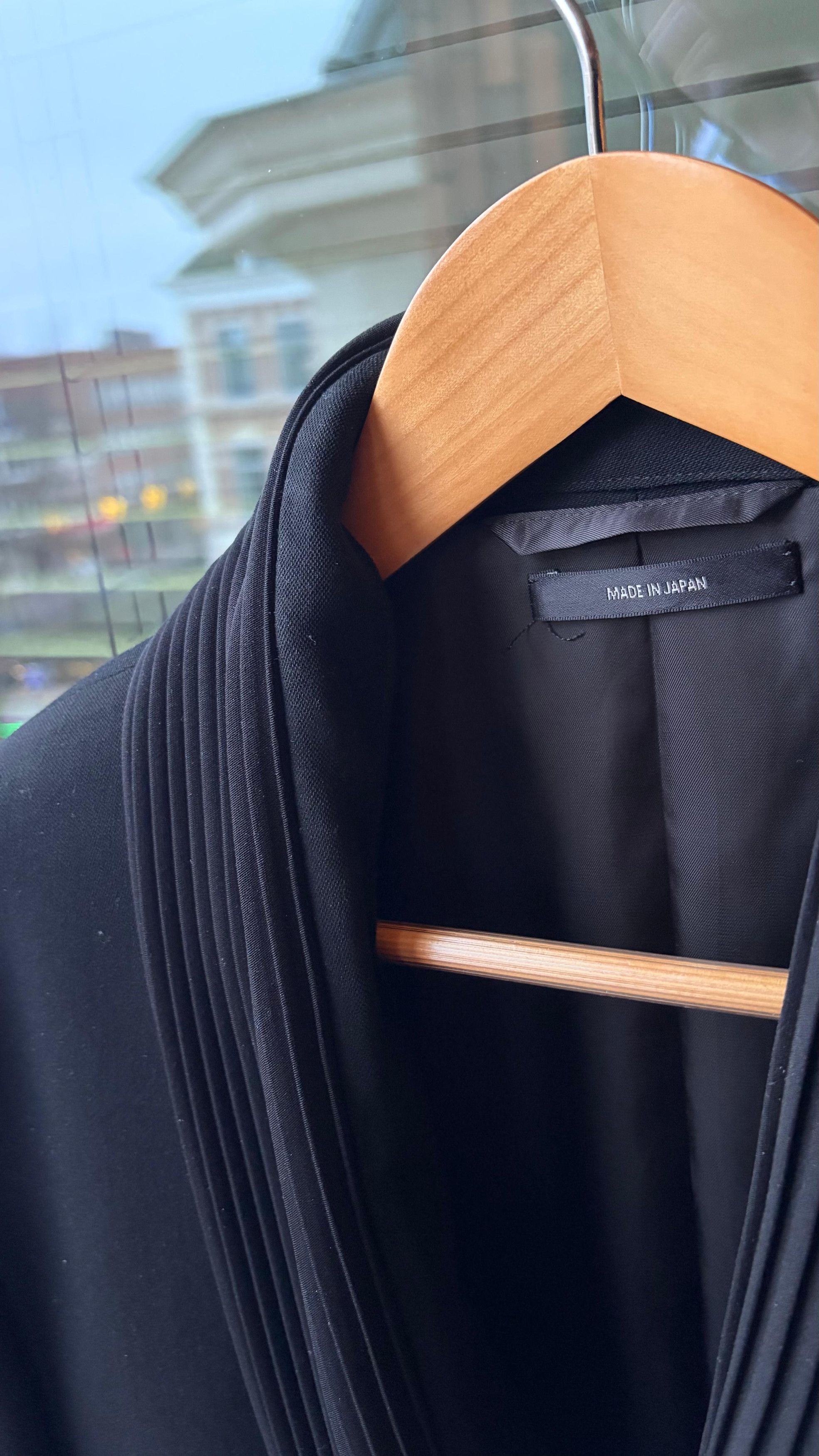 Issey Miyake Issey Miyake Black Blazer With Pleated Collar/Lapel Size 52L - 2 Thumbnail