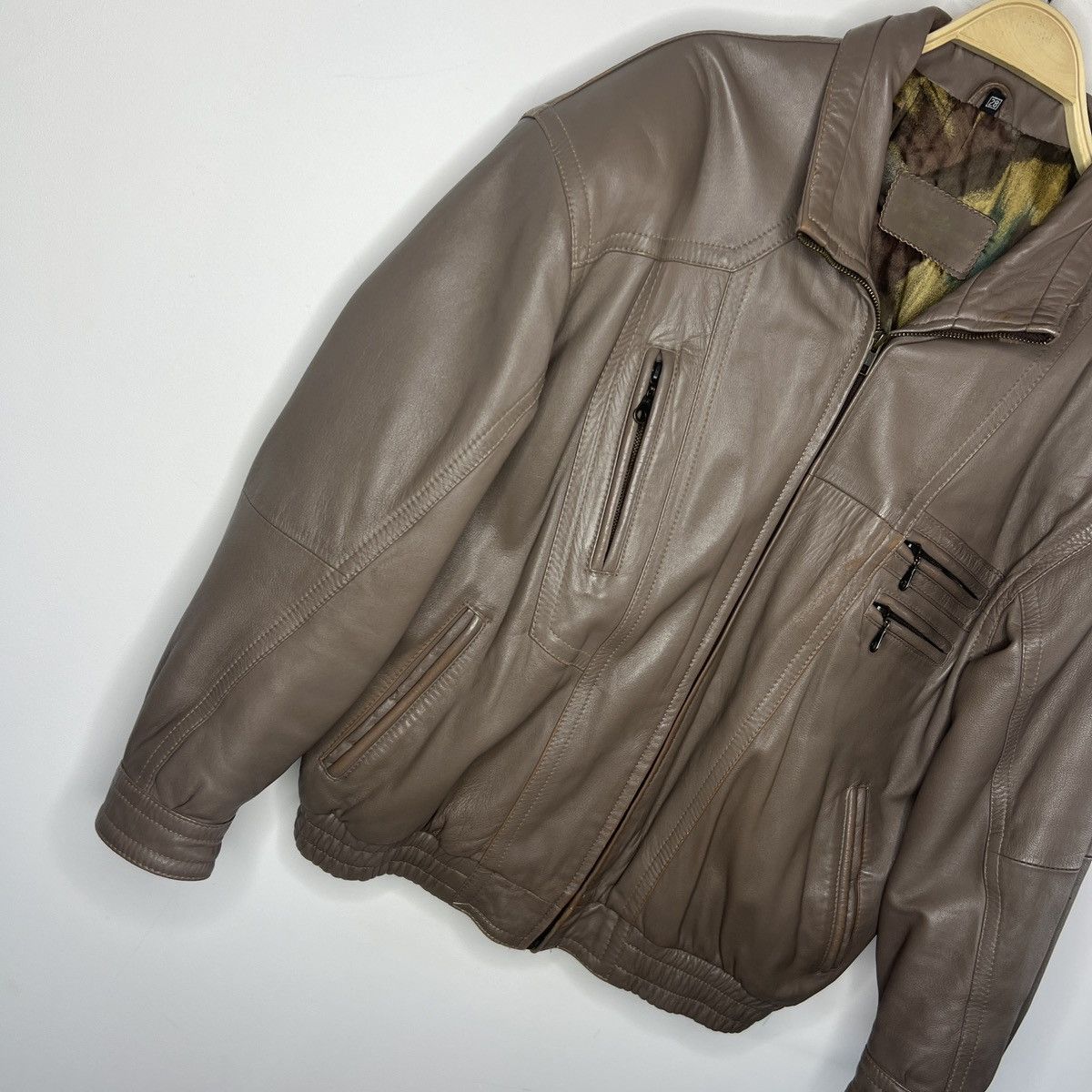 Leather × Vintage Vintage Brown Leather Motor Biker Jacket Trucker Genuine Size US L / EU 52-54 / 3 - 3 Thumbnail