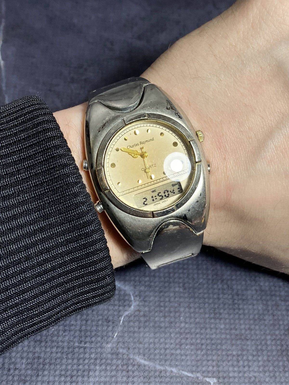 Vintage Charles Raymond Analog-Digital Watch | Japanese Movement Size ONE SIZE - 4 Thumbnail