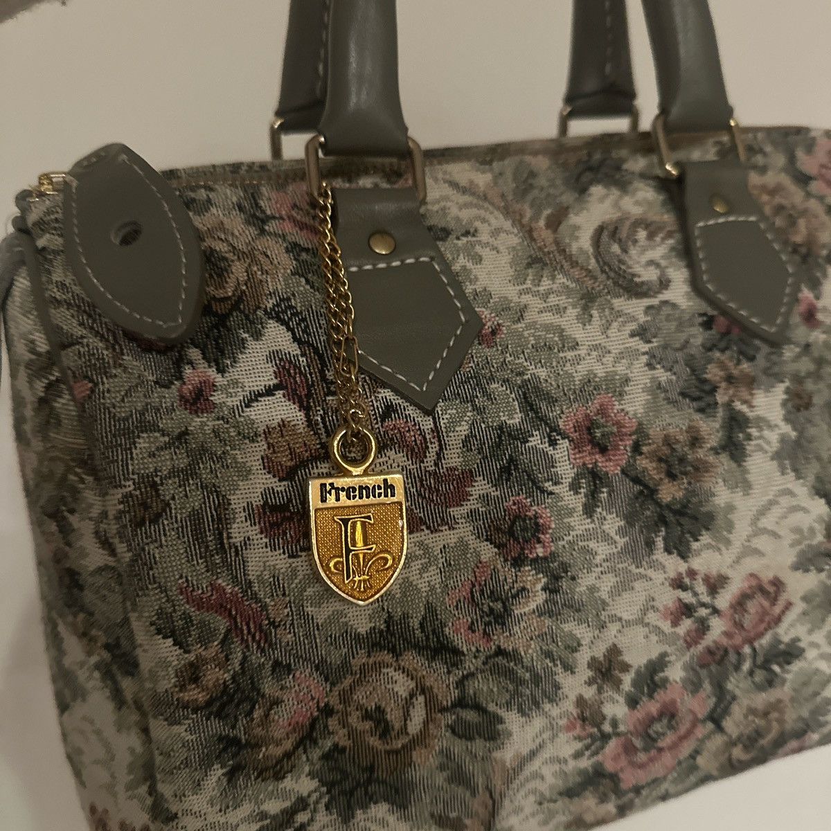 French Connection Vintage French Luggage Company Purse Size ONE SIZE - 2 Thumbnail