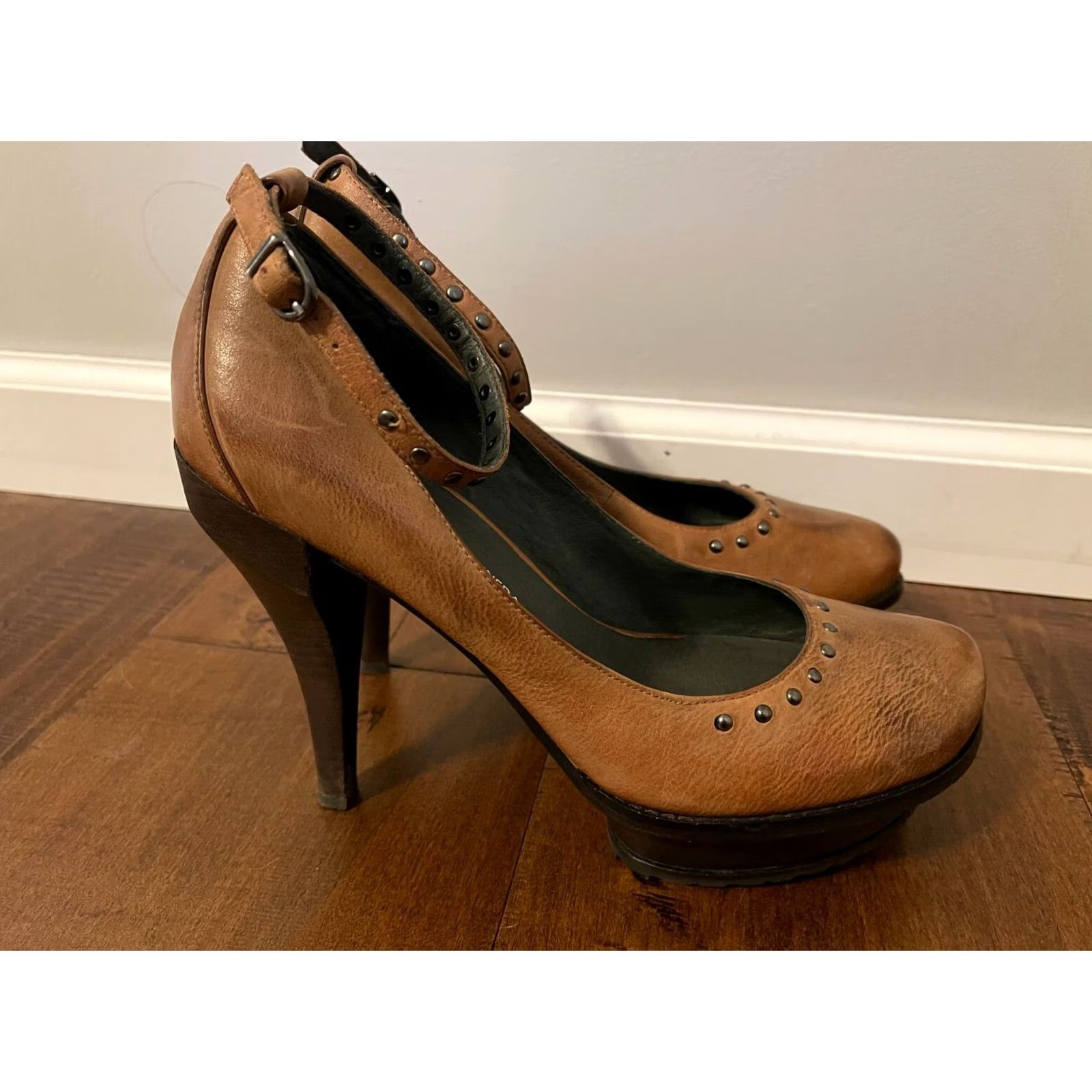 Donald Pliner Donald Pliner Lisa Inola Ankle Strap Platform Pumps Heels - Women's 10M Brown Leather Platform Heel Shoes M Mens Womens Size US 10 / IT 40 - 2 Thumbnail