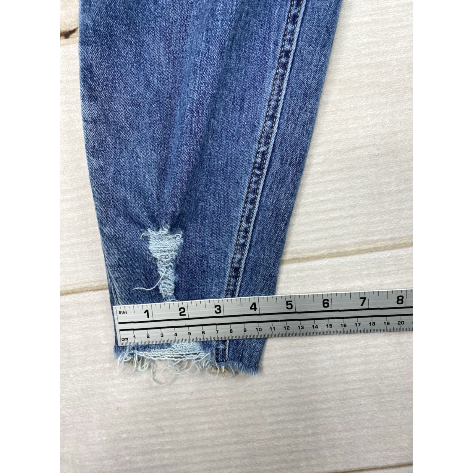 Vintage M Jeans by Maurices L Reg Super Skinny High Rise Dark Wash Stretch Button Fly Size 36" / US 14 / IT 50 - 4 Thumbnail