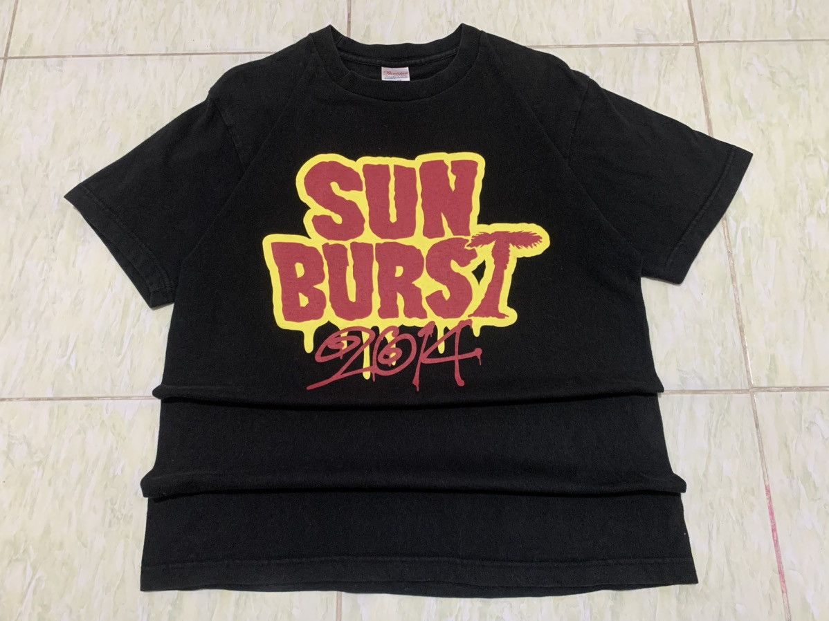 Band Tees Sun Burst 2014 Shiko Chi Beach Rock Japan Band Festival Size US M / EU 48-50 / 2 - 3 Thumbnail