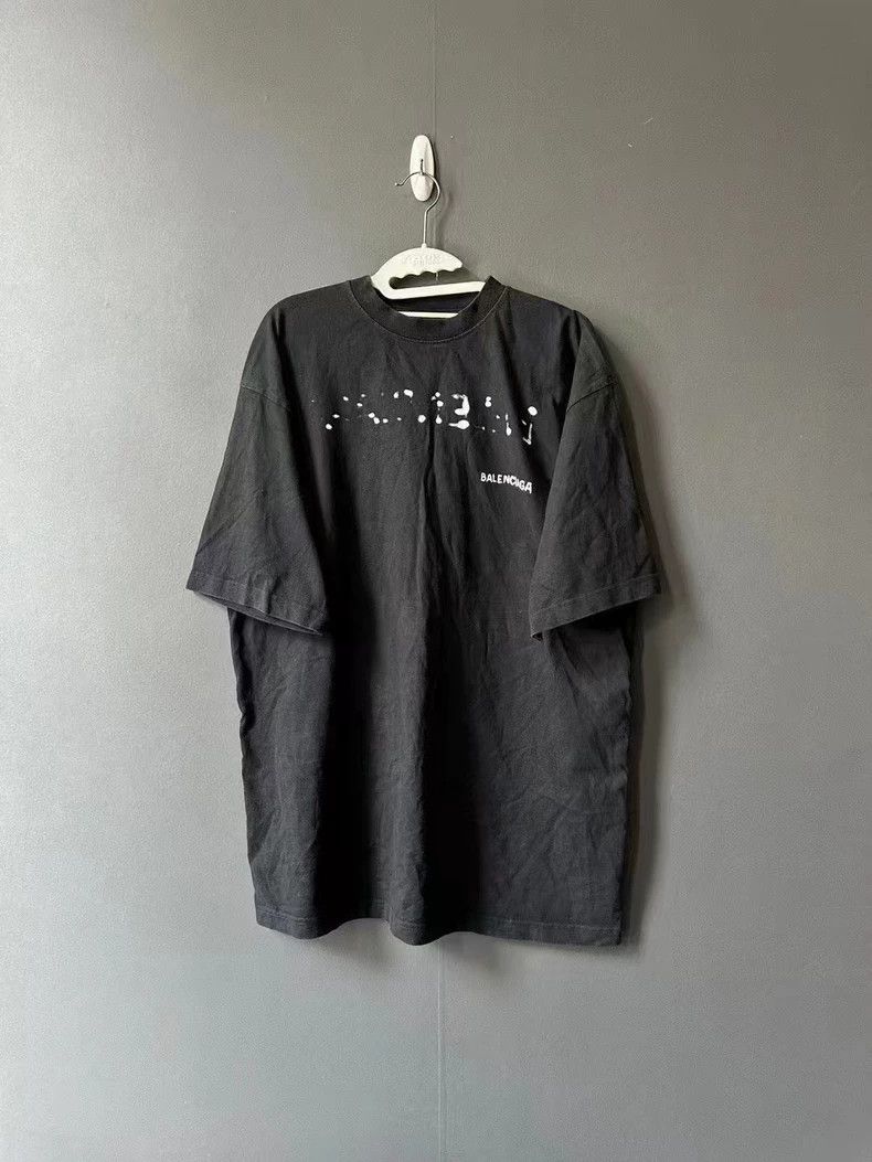 Balenciaga Balenciaga Graffiti Short Sleeve 2502-Nextarrow Size US S / EU 44-46 / 1 - 1 Thumbnail