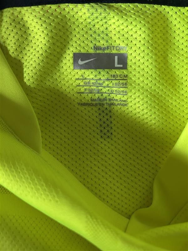 Nike FC BARCELONA training shirt 2005 - 2006 - Nike - L - UNIQUE Size US L / EU 52-54 / 3 - 7 Thumbnail