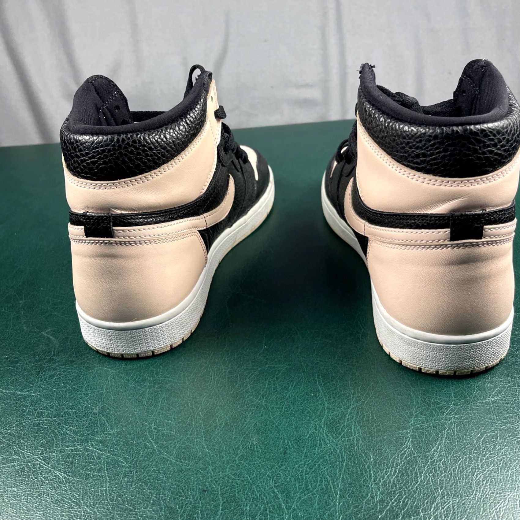Jordan Brand Nike Air Jordan 1 Retro OG High Crimson Tint Sneaker Men 11.5 Pink Leather 555088-081 Size US 12 / EU 45 - 7 Thumbnail