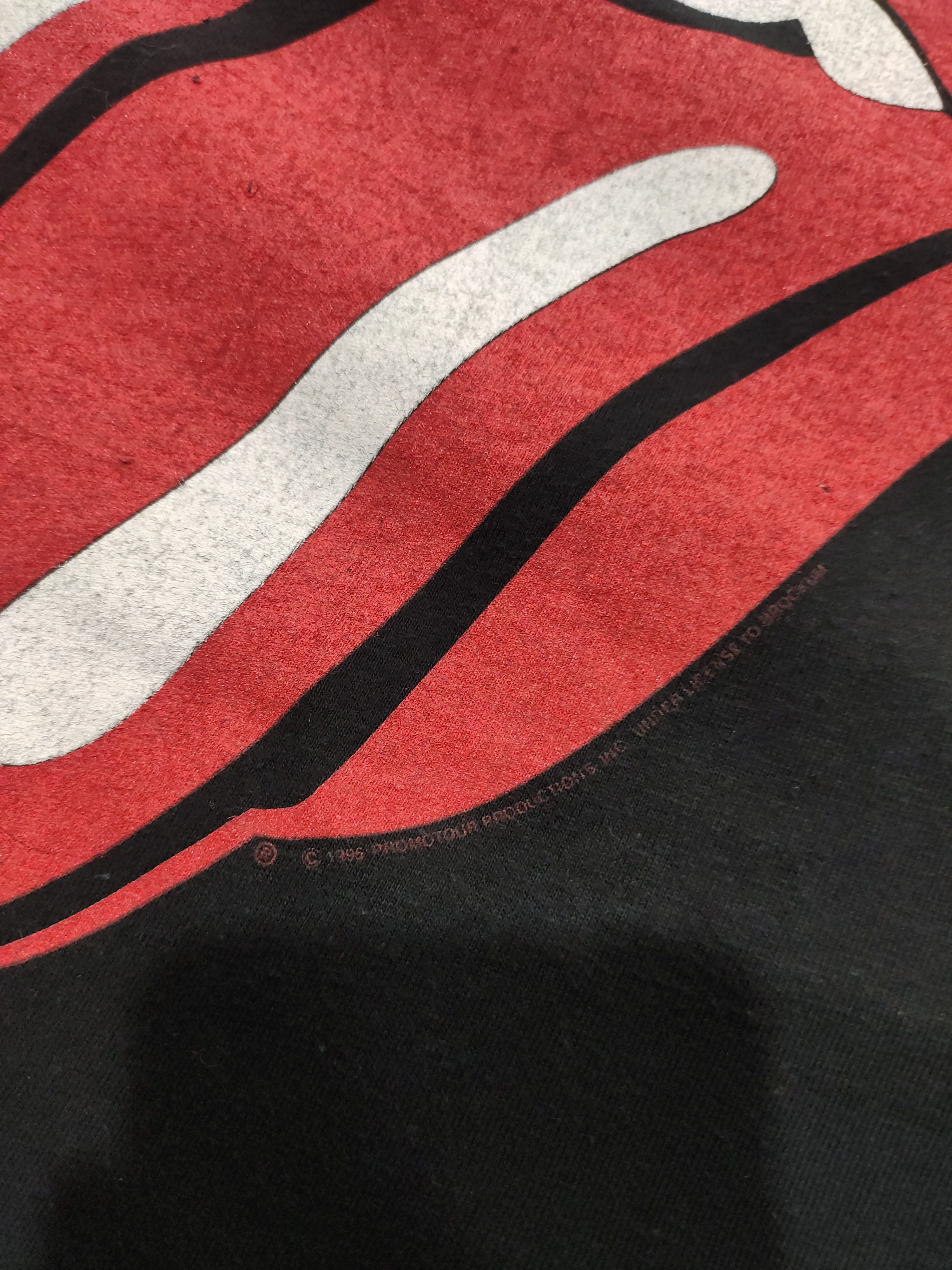 The Rolling Stones × Vintage Vintage The Rolling Stones 94/95 World Tour T-Shirt size La Size US L / EU 52-54 / 3 - 8 Thumbnail