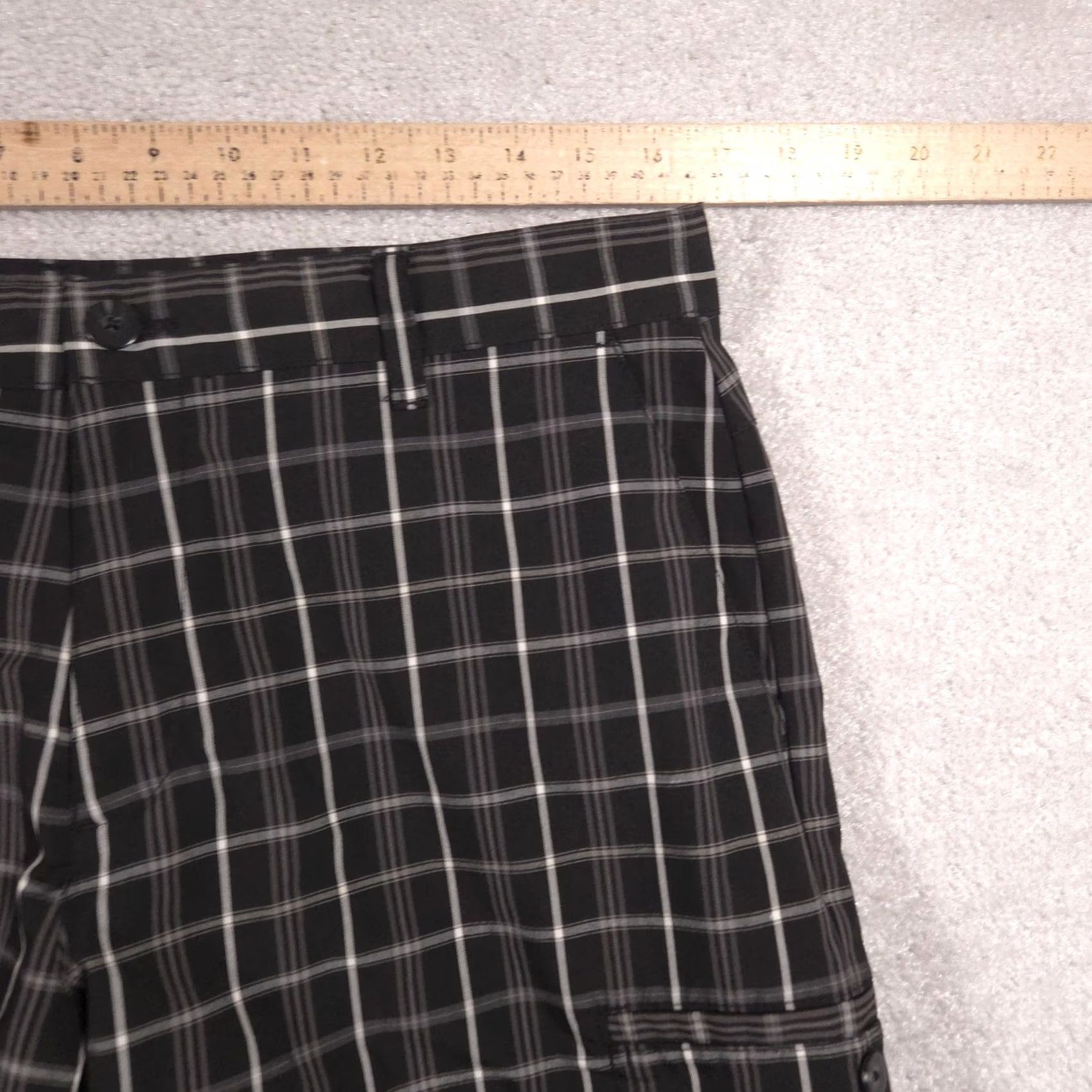 Adidas Adidas Shorts Mens 32 Black Plaid Golf Stretch Athletic Pockets Mens Shorts Size US 32 / EU 48 - 5 Thumbnail
