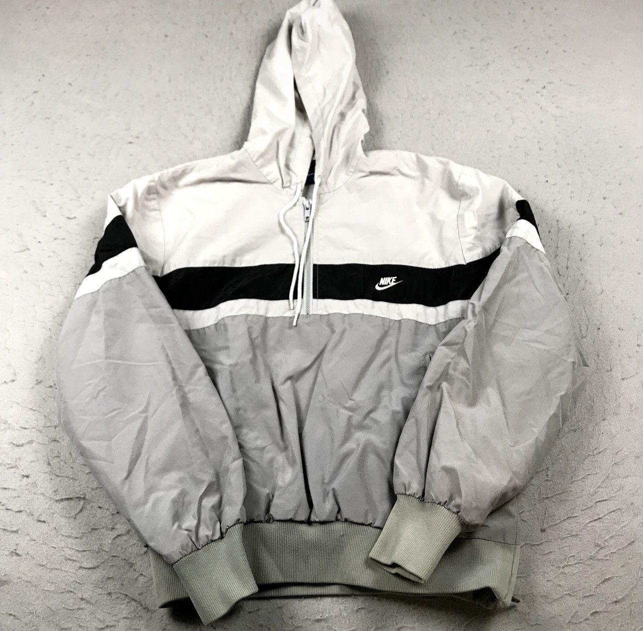 Nike Nike Jacket Mens Small Gray White Windbreaker 1/4 Vintage Size US S / EU 44-46 / 1 - 1 Thumbnail