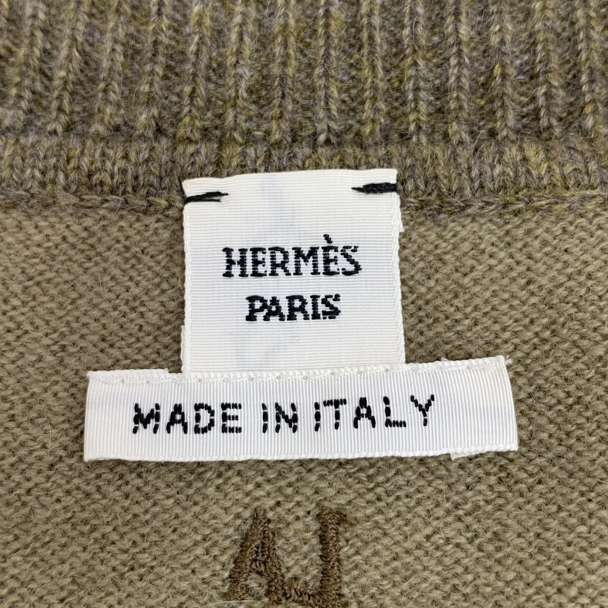 Hermes Hermes 22 Dark Brown Patterned Appliquéd Cashmere Knit Size S / US 4 / IT 40 - 5 Thumbnail