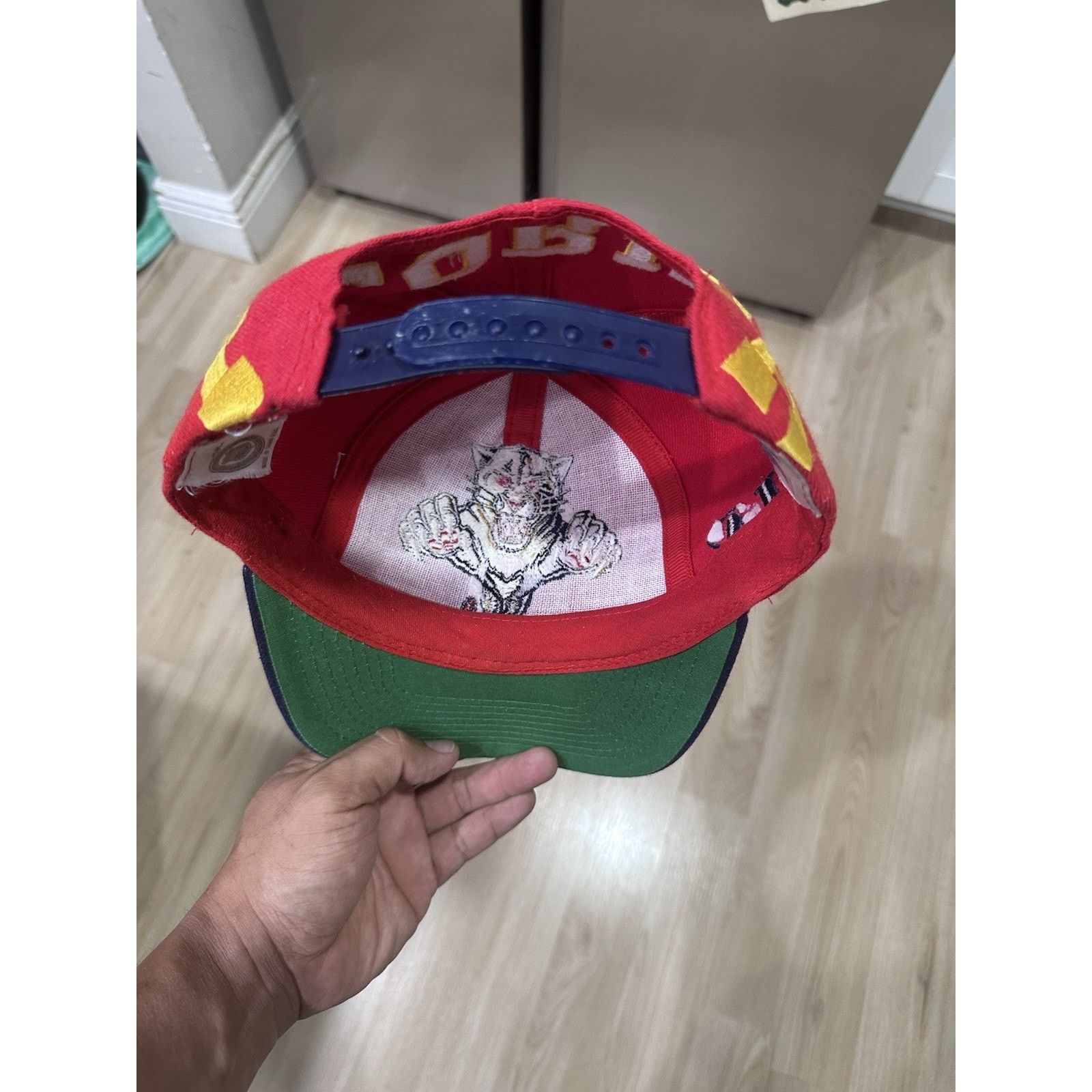 Logo Athletic Vintage Florida Panthers Big Logo Snapback Logo Athletic Hat Size ONE SIZE - 7 Thumbnail