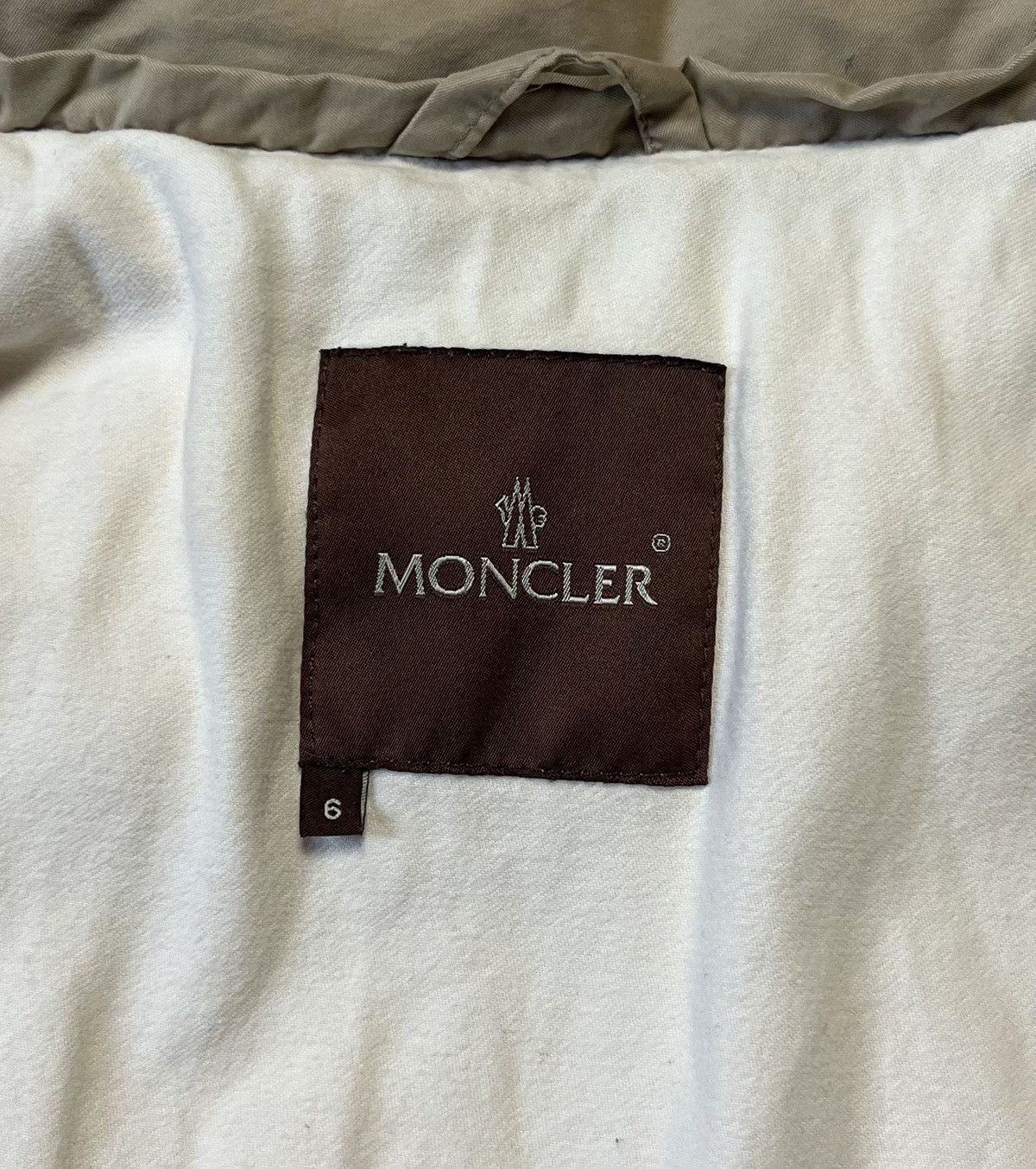 Moncler Vintage Moncler Down Puffer Jacket Beige Mens Size 6 Size US XL / EU 56 / 4 - 12 Thumbnail