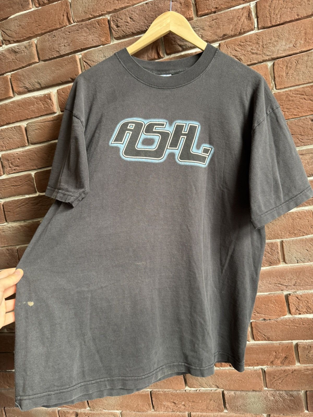 Band Tees Early 00s ASH Free All Angels Brit Pop Band Tshirt 2001 Size US L / EU 52-54 / 3 - 3 Thumbnail