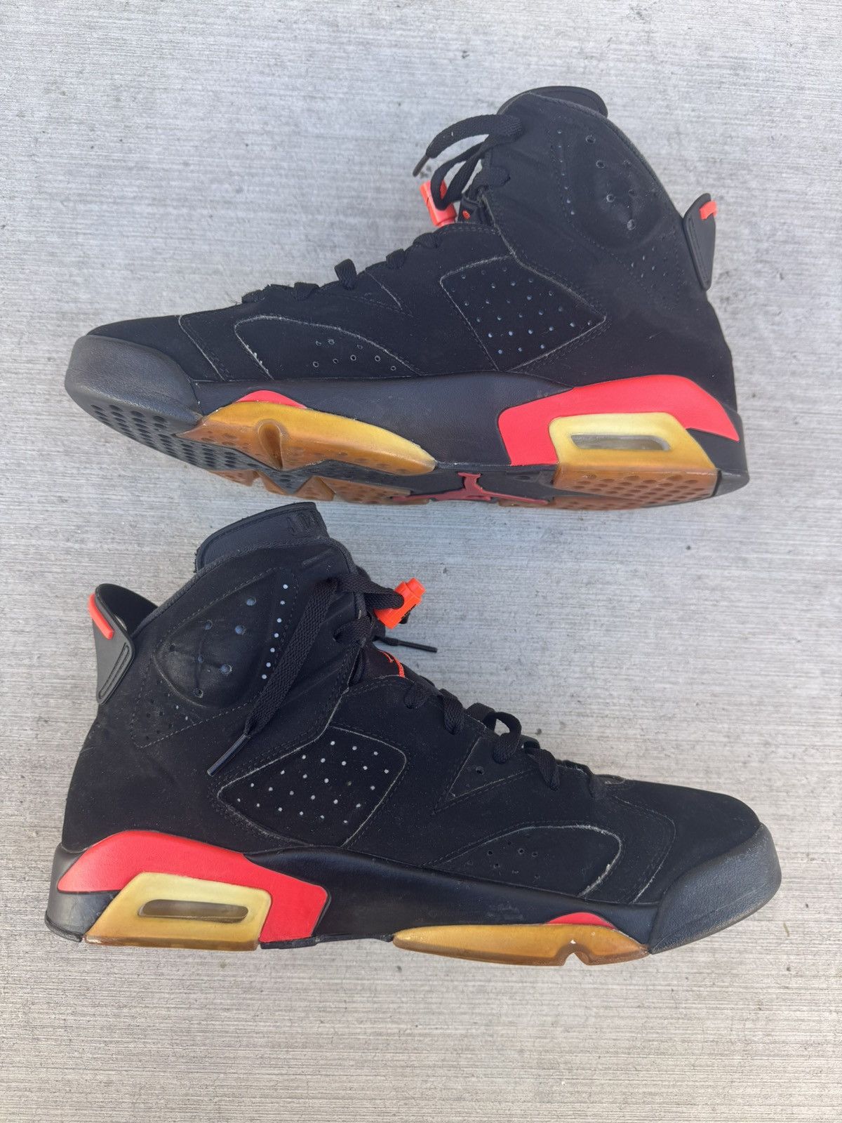 Jordan Brand JORDAN 6 RETRO INFRARED 2019 BLACK SIZE 11 Size US 11 / EU 44 - 2 Thumbnail
