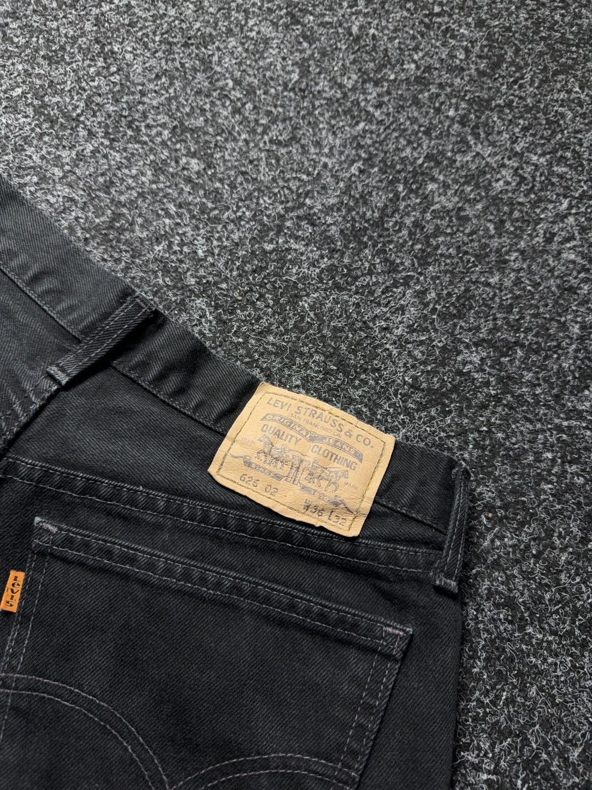 Levi's Vintage Clothing Vintage 90s Archival Levi’s Hearts Style Cross Denim Jeans Size US 33 - 18 Thumbnail