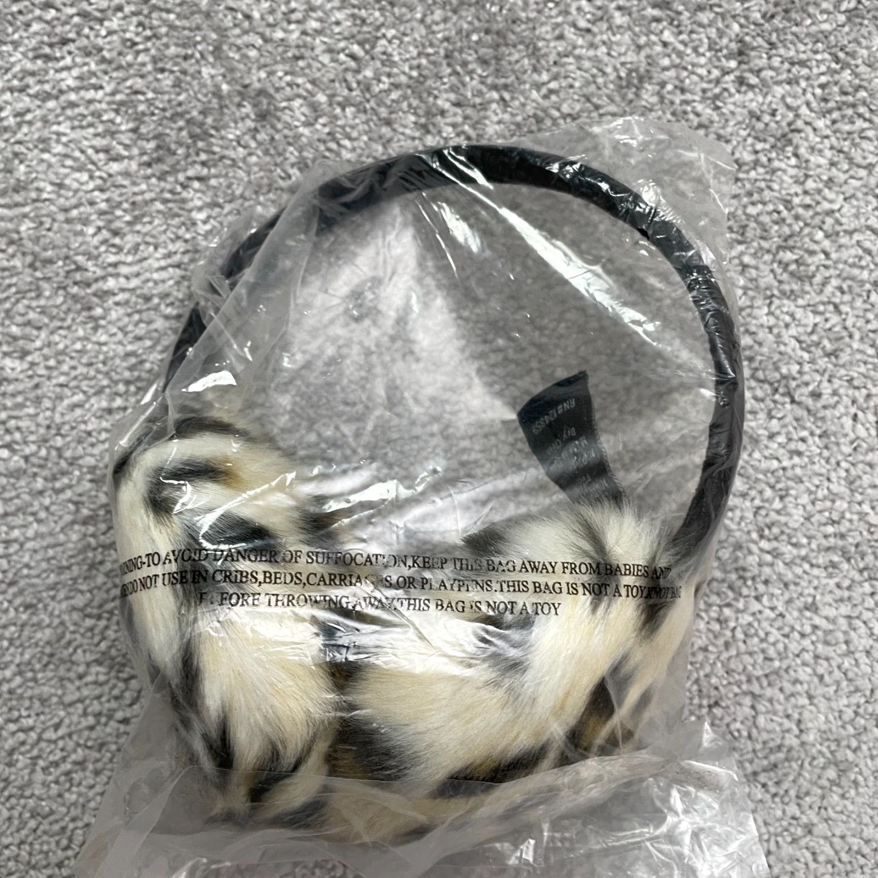 Vintage VINTAGE Curations Fluffy Fur Ear Muffs Womens One Size Brown Black Leopard NWT Winter Size ONE SIZE - 5 Thumbnail