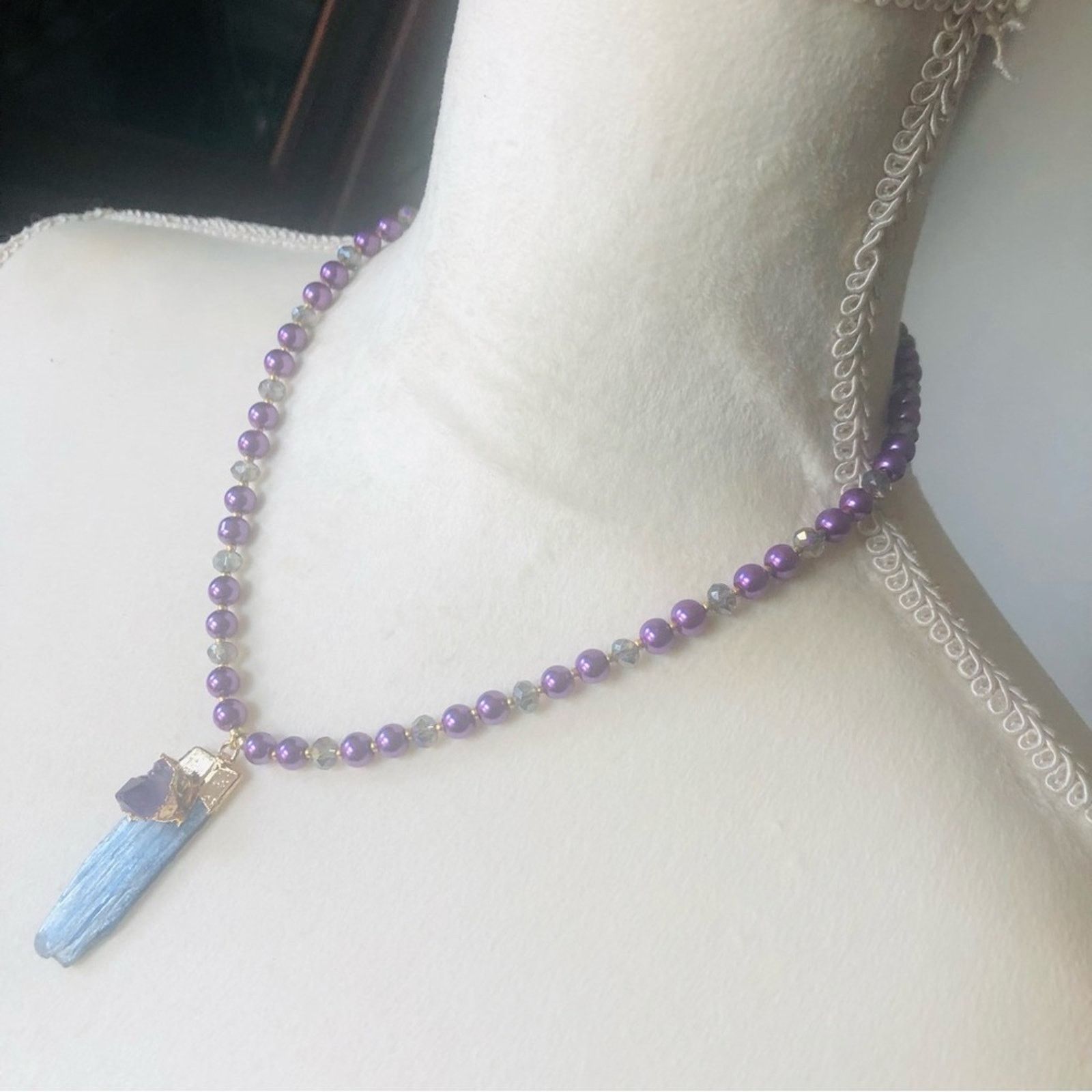 Handmade Handcrafted repurpose kyanite and amethyst Pearl necklace Size ONE SIZE - 5 Thumbnail