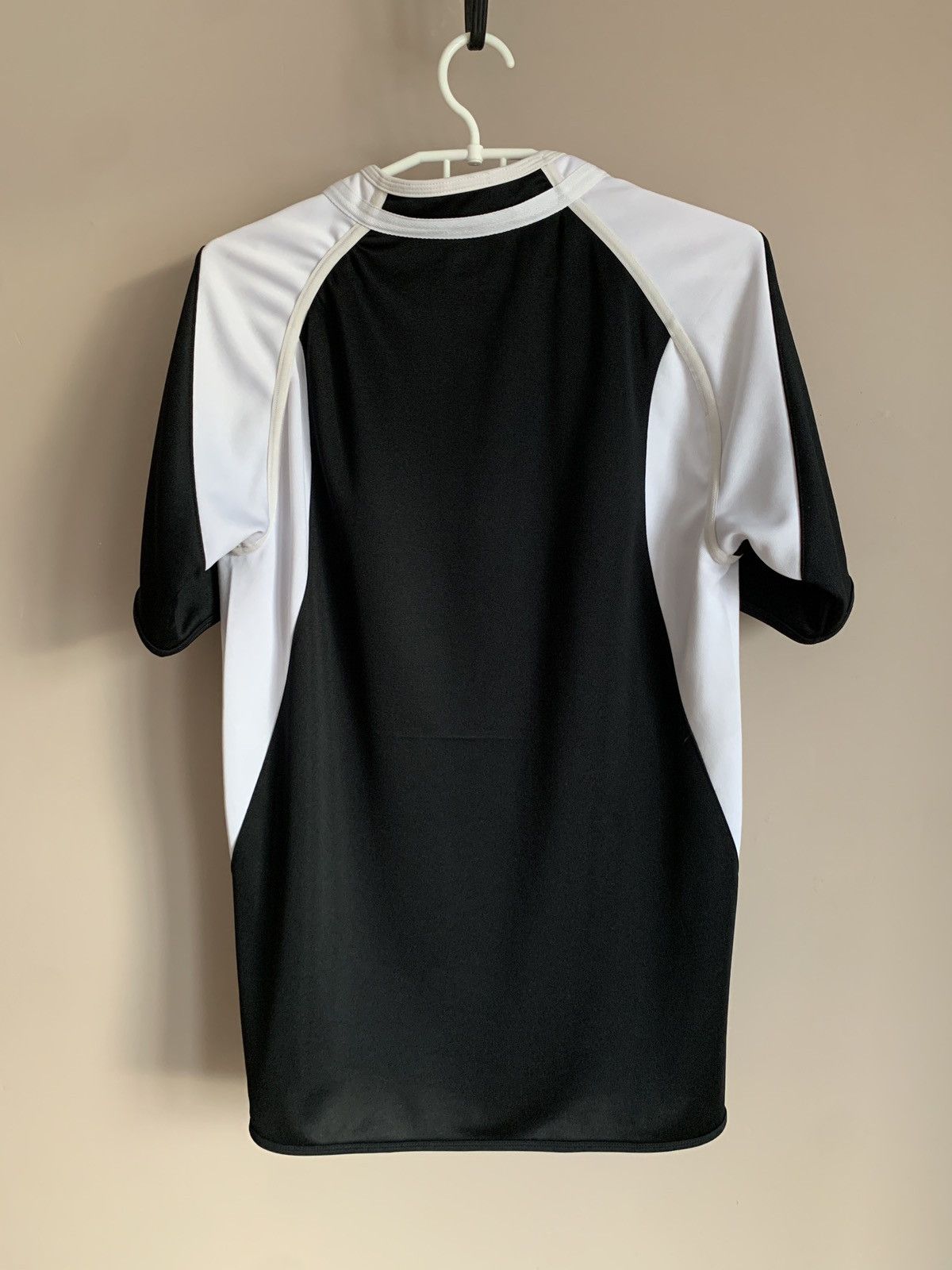 Canterbury of New Zealand England Training Rugby Union Shirt Canterbury Size M Size US M / EU 48-50 / 2 - 2 Thumbnail
