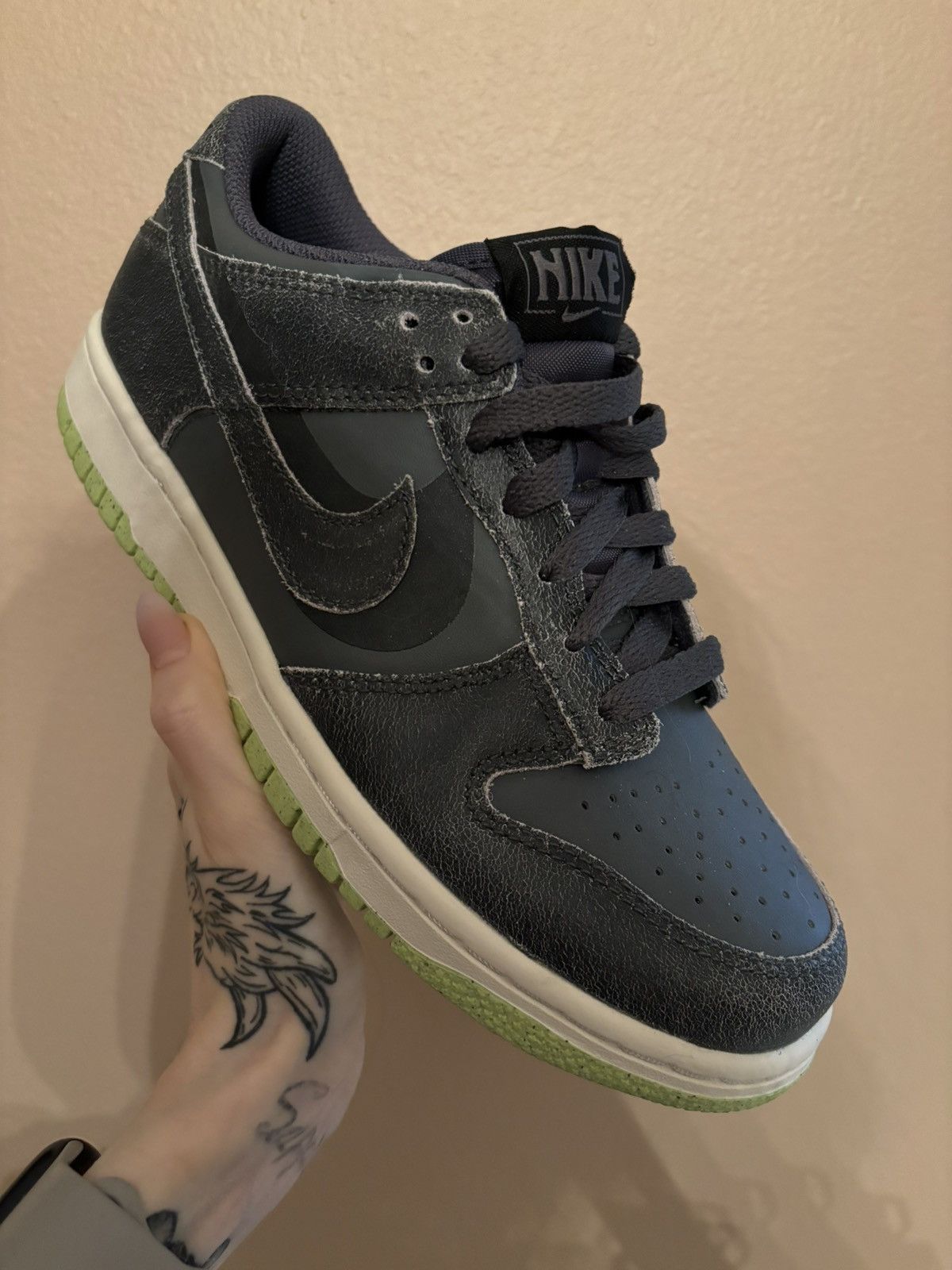 Nike × Vintage Dunk Low SE GS ‘Halloween - Cauldron’ Size US 6 / EU 39 - 2 Thumbnail