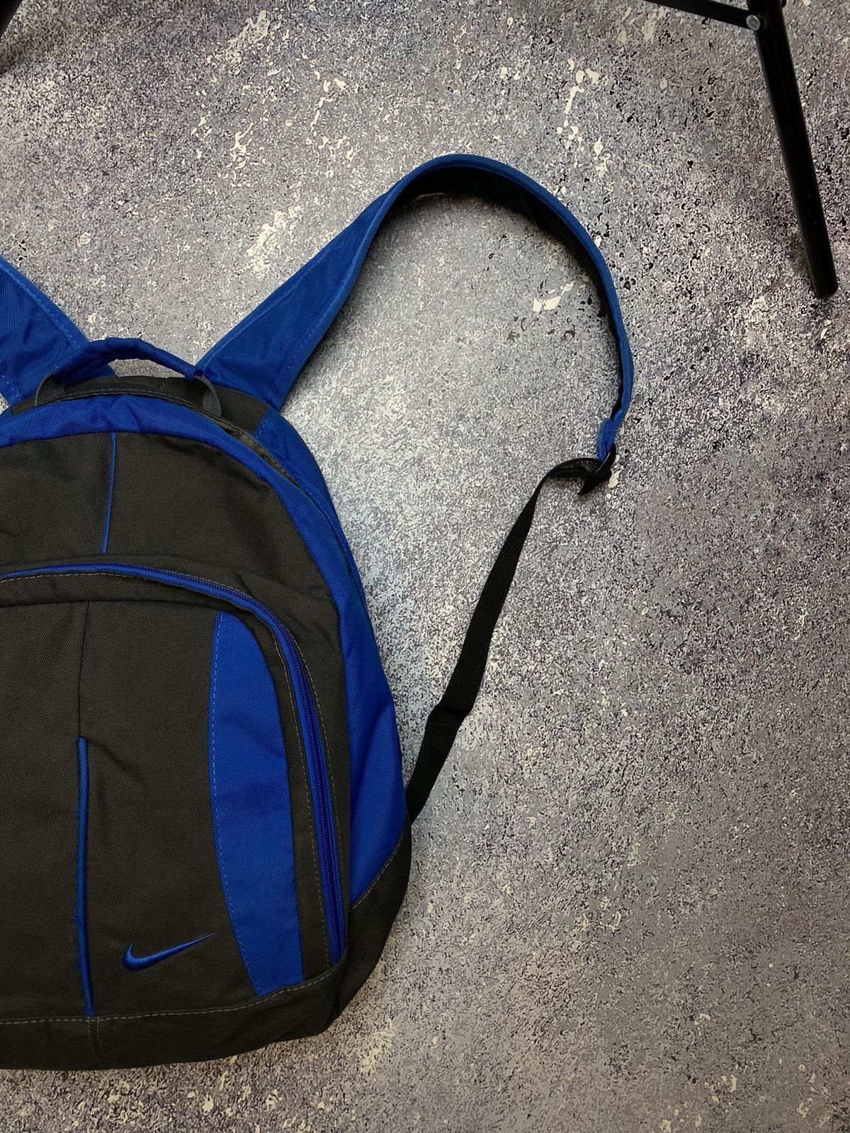 Nike × Vintage 💥VINTAGE NIKE SWOOSH BACKPACK Y2K Size ONE SIZE - 2 Thumbnail