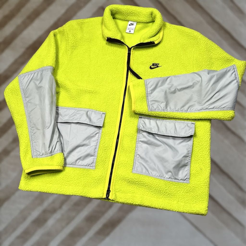 Nike Jacket Mens L Volt Green Sherpa Full Zip Fleece Outdoor Dd5021 345 Nsw in Yellow, Men's