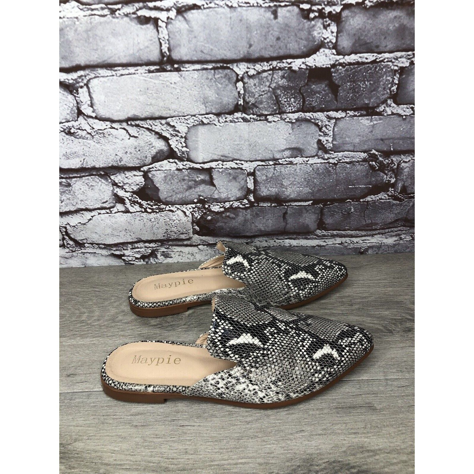 Other Maypie Ivory Black Snake Skin Print Pointed Toe Flats Mules Size US 7 / IT 37 - 9 Thumbnail