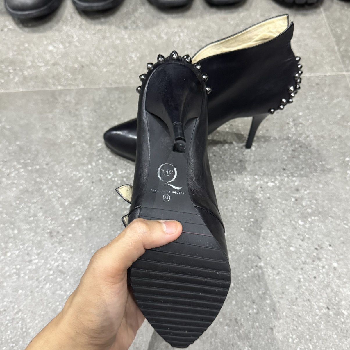 Alexander McQueen Alexander Mcqueen Leather Studded Heels Ankle Boot Size US 8 / IT 38 - 5 Thumbnail