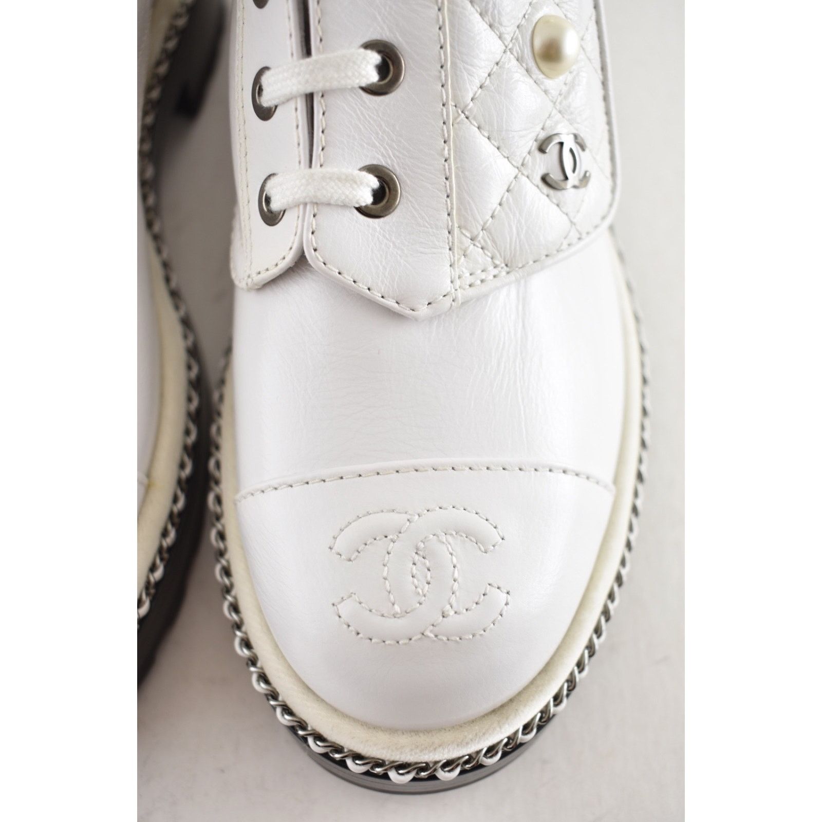 Chanel Chanel 18K White Pearl CC Chain Around Combat Lace Up Size US 7 / IT 37 - 8 Thumbnail