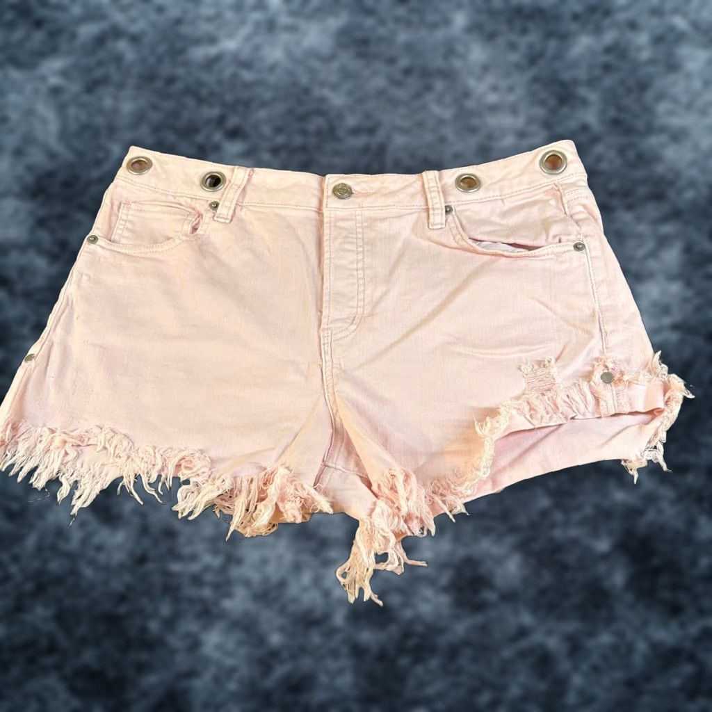 Vintage Altard State Pink Denim Shorts Frayed Hem Eyelet Detail Stretch Womens Size 31 Size 24" / US 00 / IT 34 - 1 Thumbnail