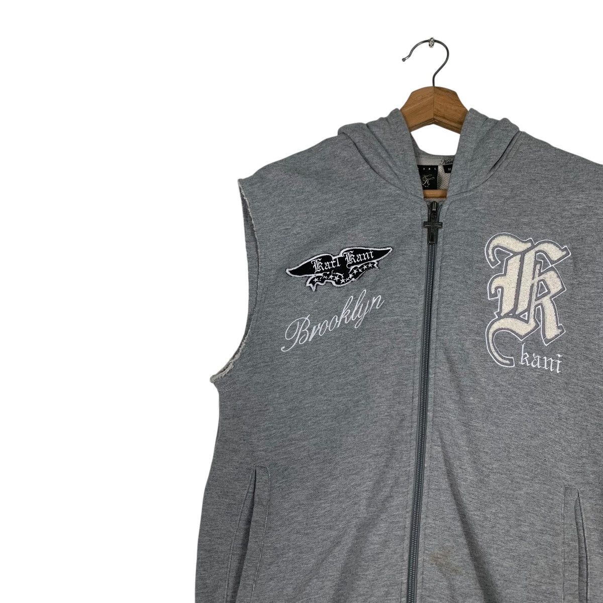 Karl Kani KARL KANI Embroidery Big Logo Sleeveless Hoodies #1244-C56 Size US M / EU 48-50 / 2 - 6 Thumbnail