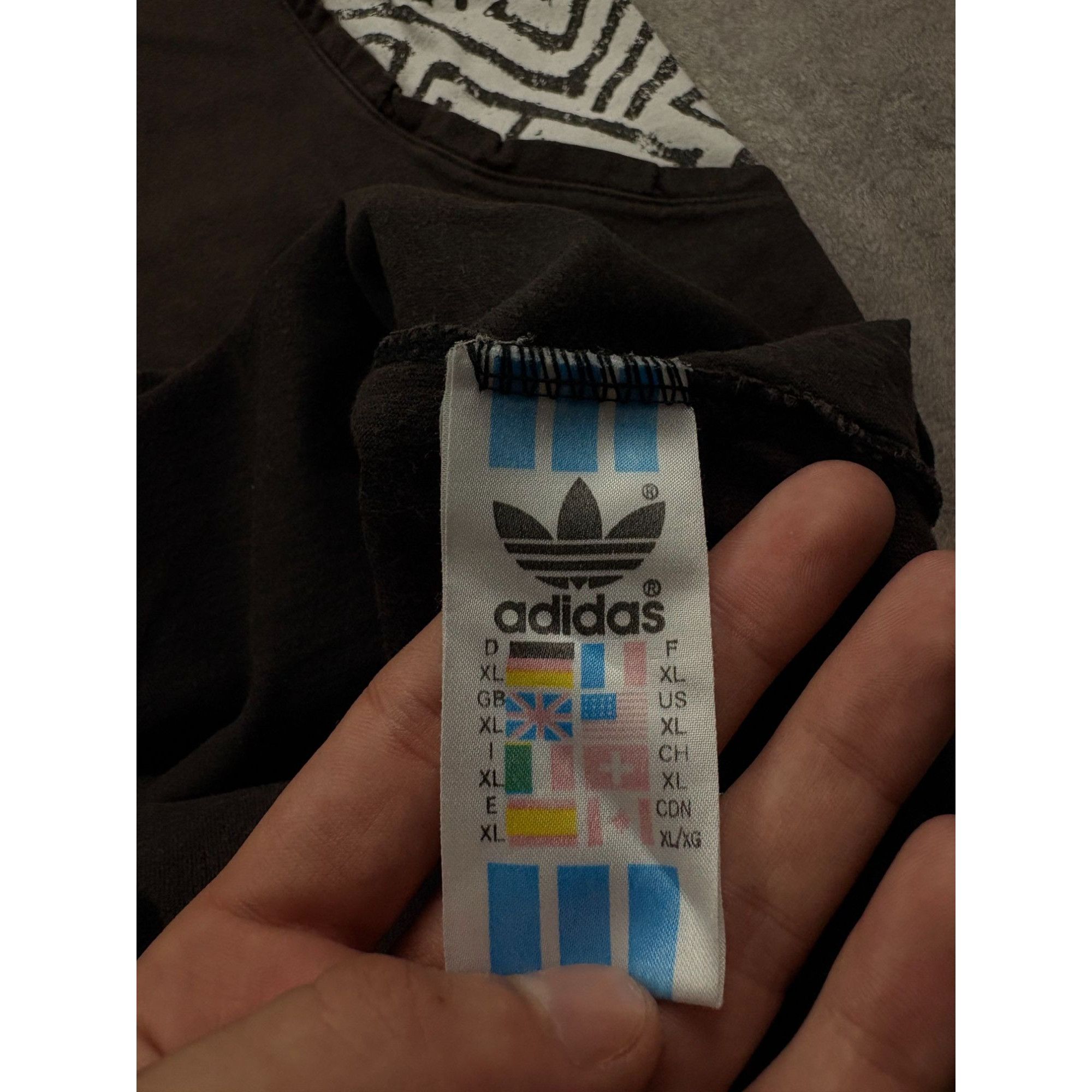 Adidas Rare Vintage 90s Adidas Graphic Tank Top Men's XL Black Trib Size US XL / EU 56 / 4 - 9 Thumbnail