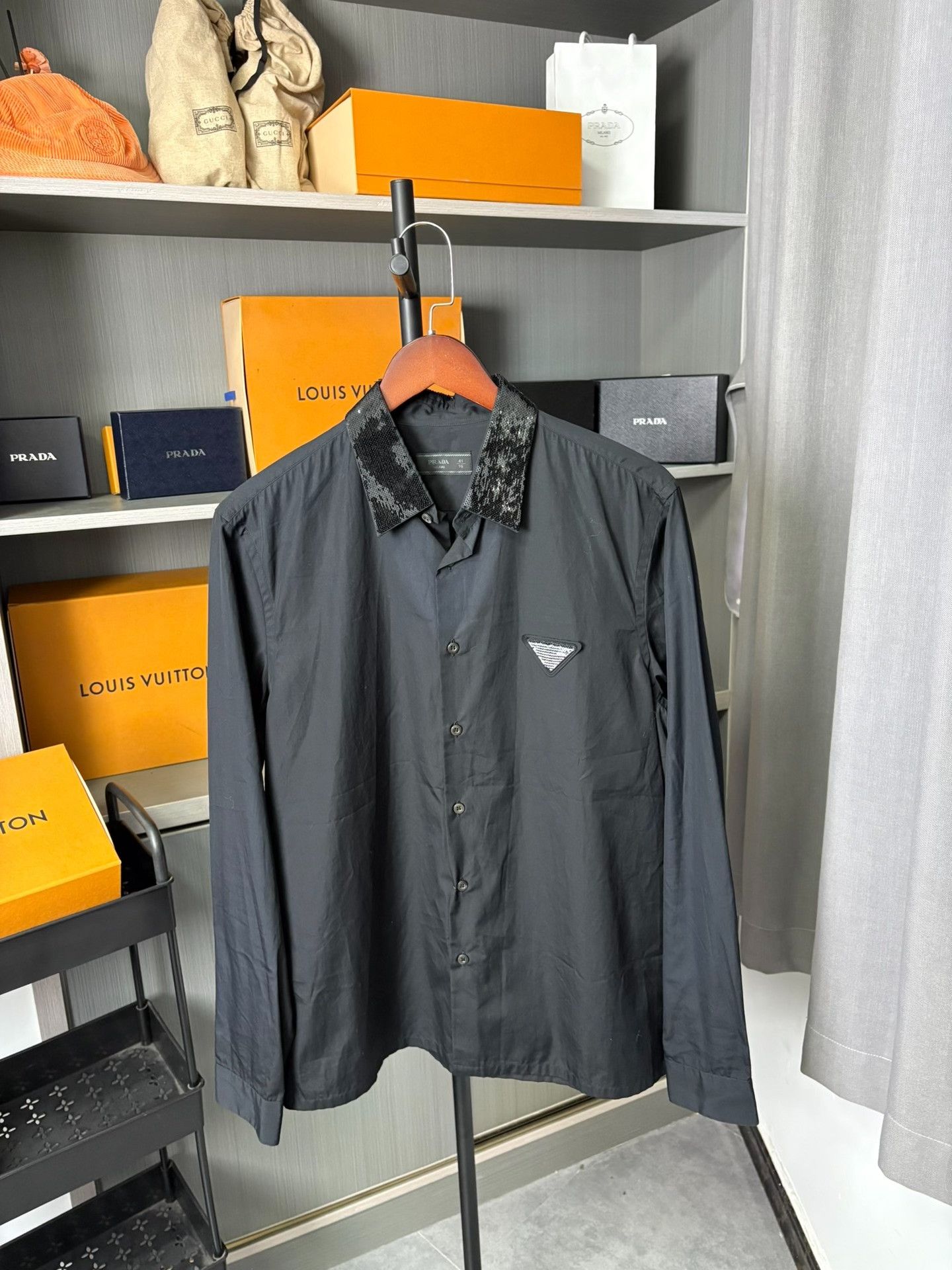 Prada Prada Black Shirt 41 Men Size US M / EU 48-50 / 2 - 1 Thumbnail