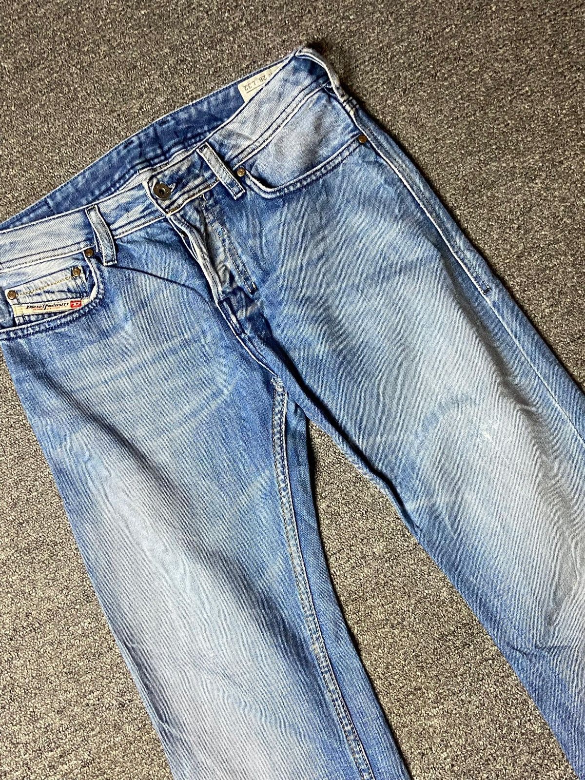 Diesel × Vintage Diesel Factory x Zathan Distressed Denim Jeans (123) Size US 31 - 9 Thumbnail
