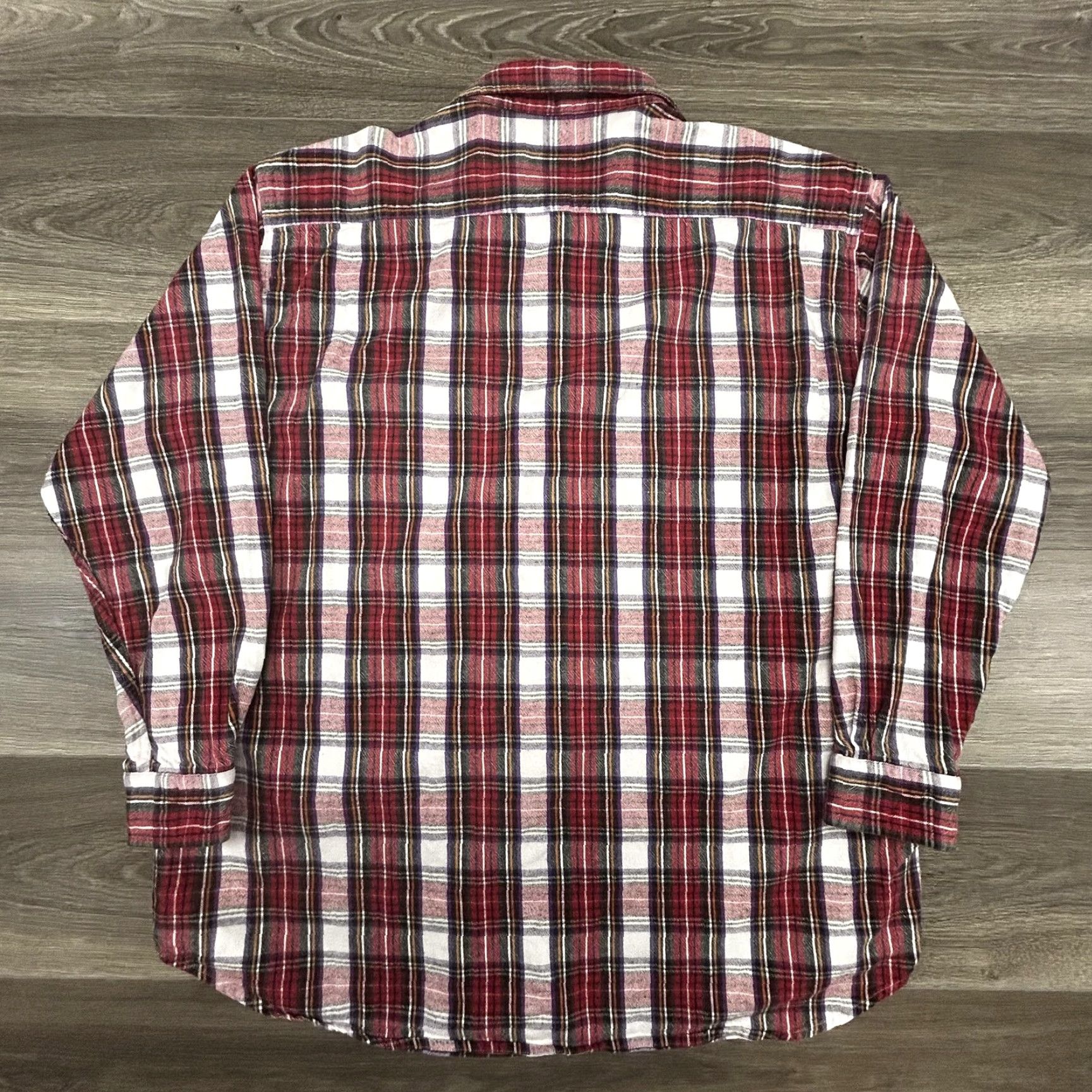 Vintage VINTAGE Woolrich Shirt Mens XL Red Plaid Flannel Button-Up Pockets Made in USA Size US XL / EU 56 / 4 - 3 Thumbnail