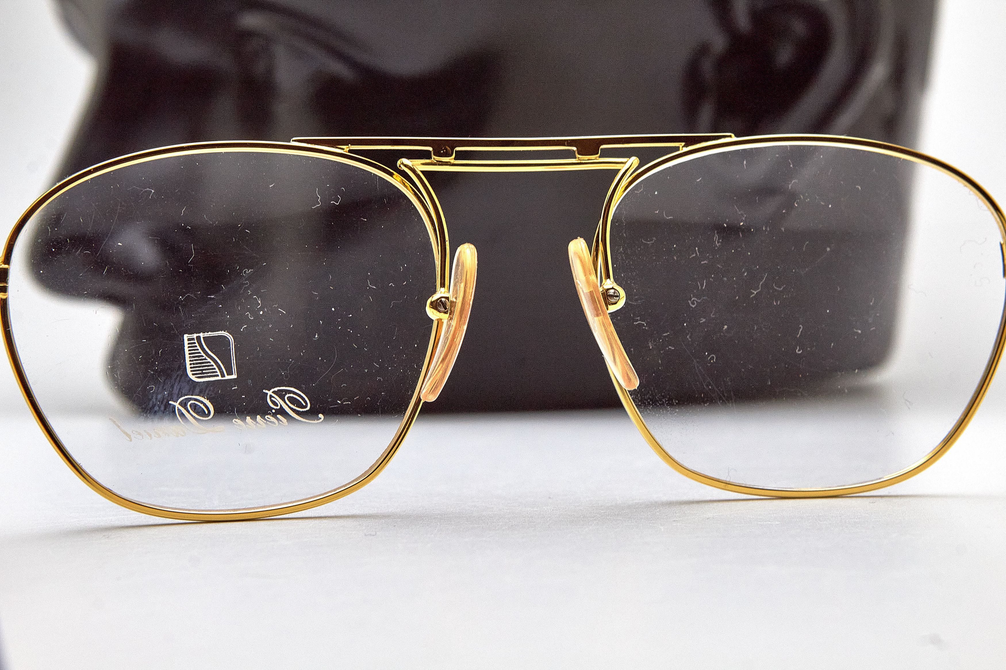 Vintage Old Money Pierre Daniel Pantos Gold Round-Quiet Lux Specs Size ONE SIZE - 7 Thumbnail