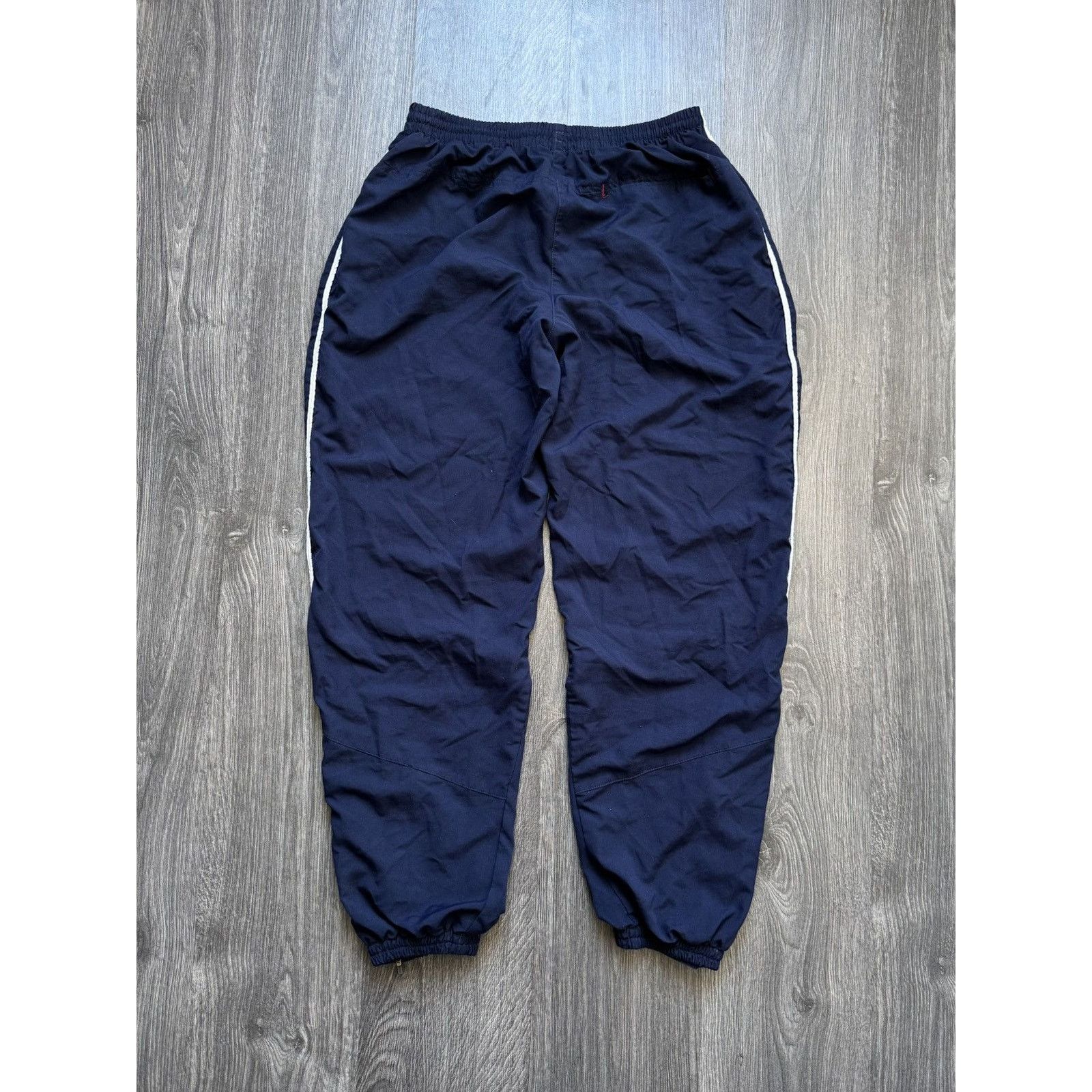 Umbro Vintage Umbro Baggy Nylon Pants Drill Y2K Size US 34 / EU 50 - 7 Thumbnail