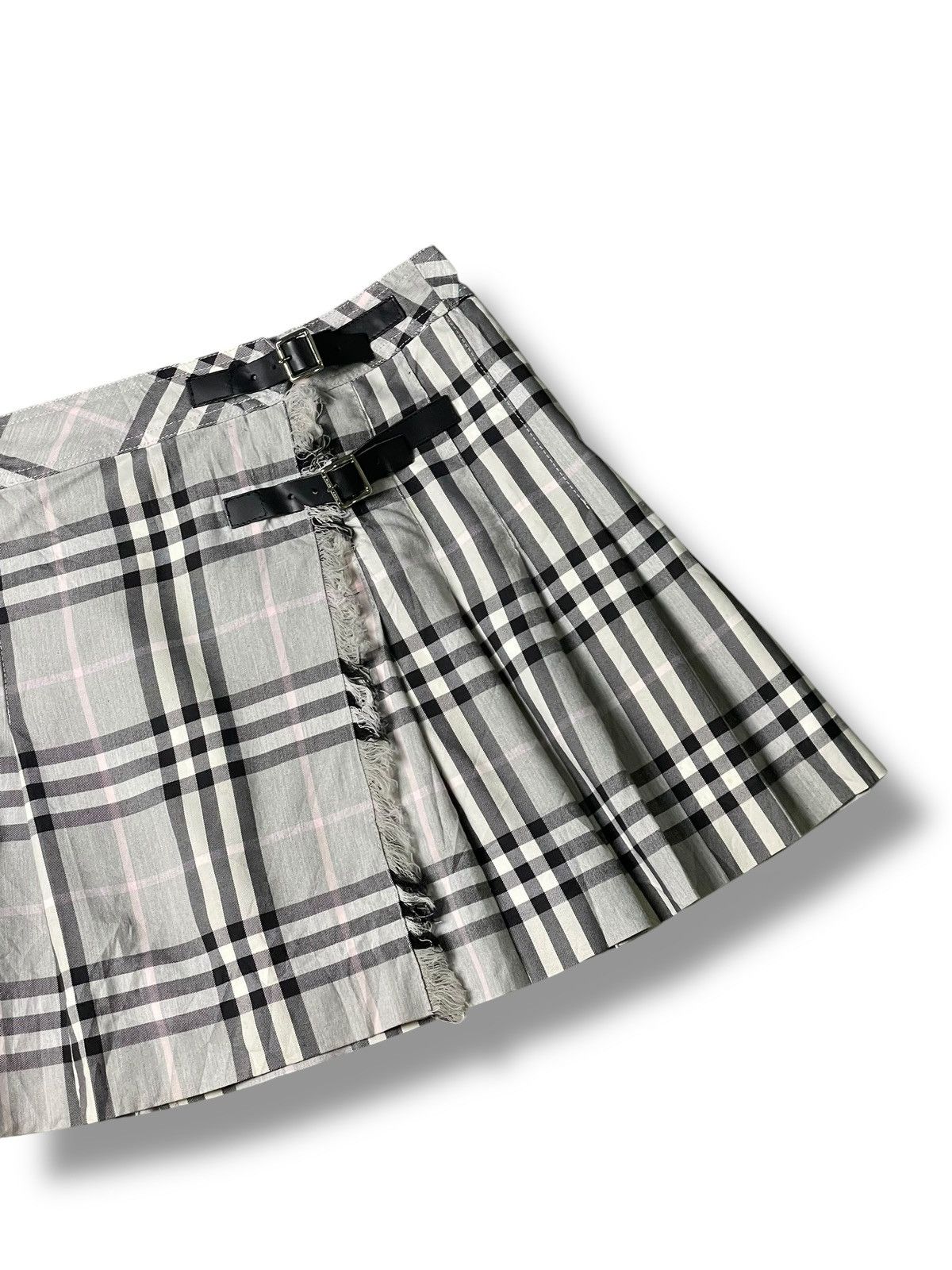 Burberry Vintage BURBERRY Mini Skirts (100) Size 28" / US 6 / IT 42 - 2 Thumbnail