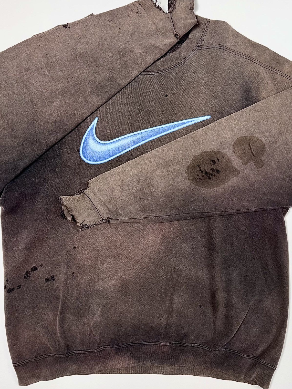 Nike 1990s Nike Bigswoosh Distressed Sweatshirt Destroyed Faded Size US M / EU 48-50 / 2 - 17 Thumbnail