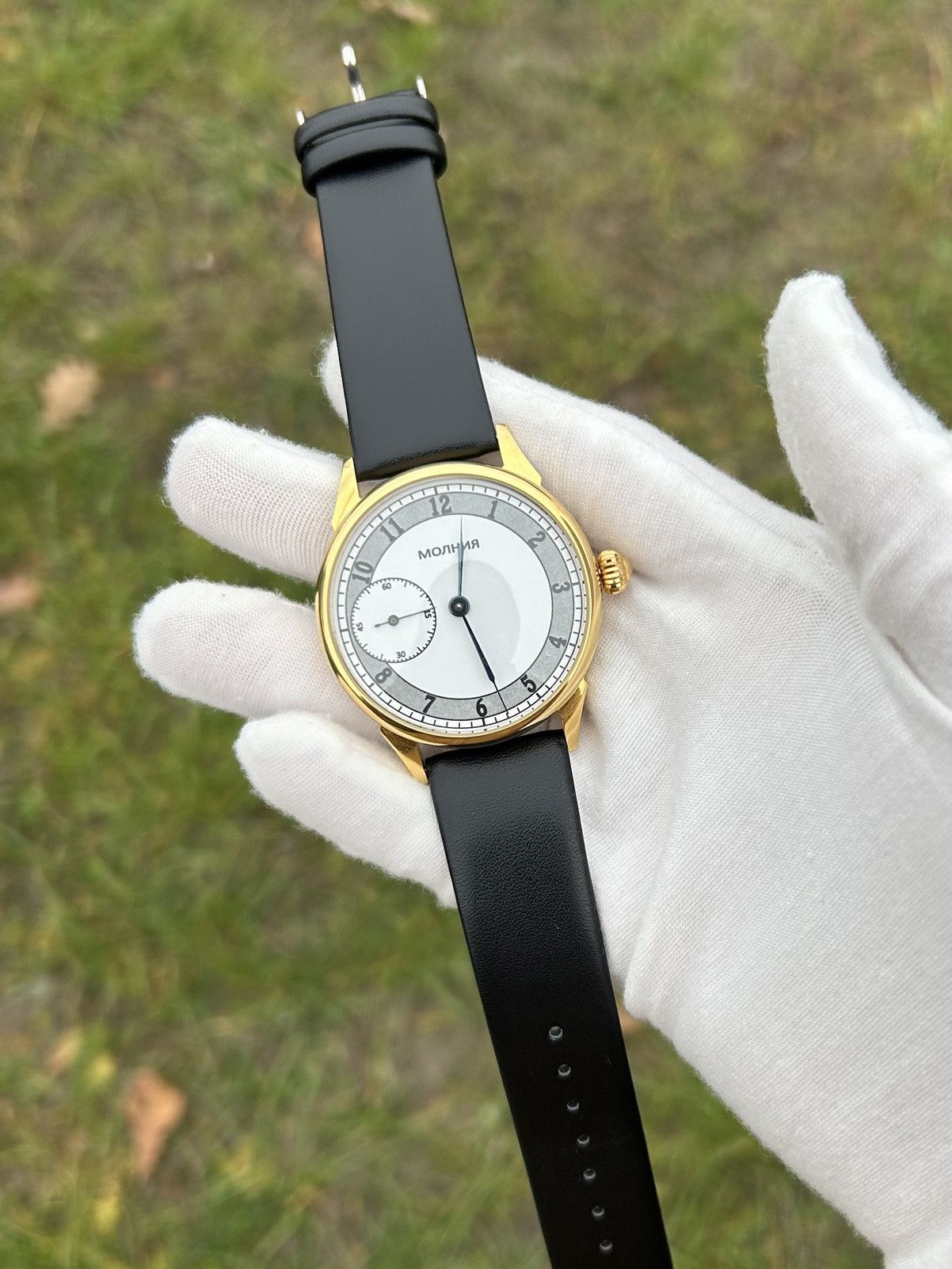 Vintage Vintage Watch Molnija Gold USSR Mechanical 1980s Size ONE SIZE - 17 Thumbnail