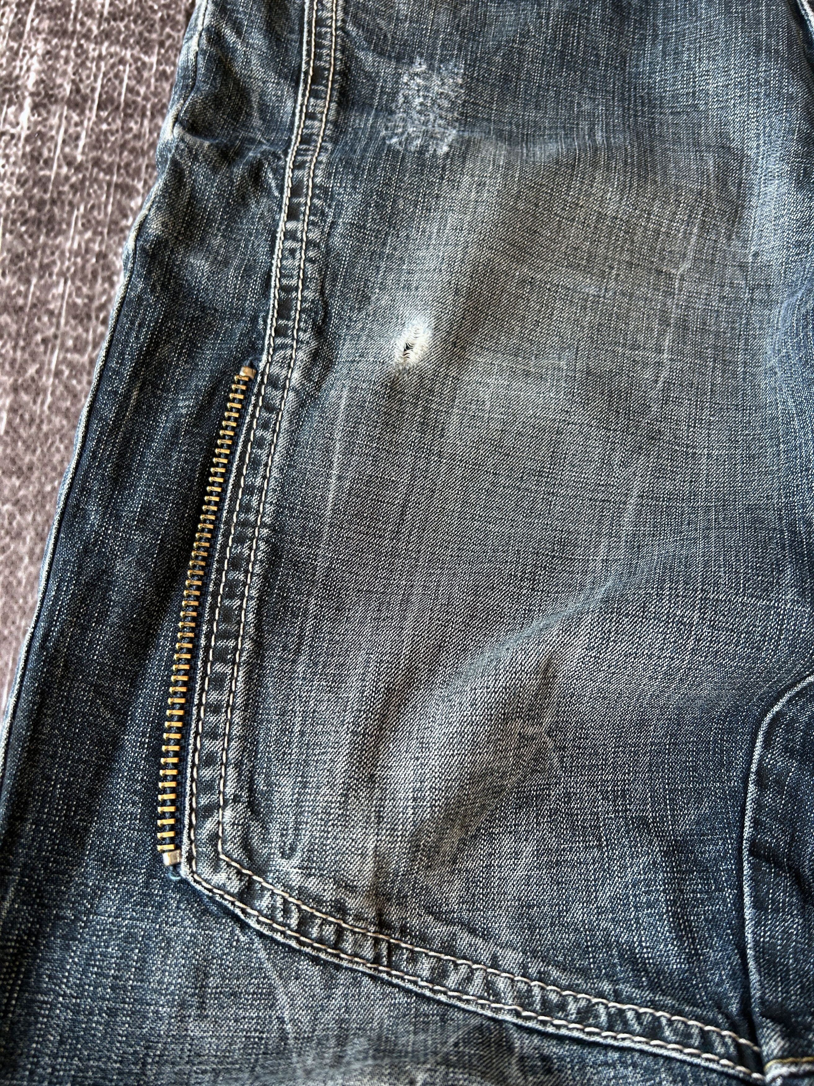 Vintage Vintage Faded Denim Jeans Zip Pocket Biker Skate Y2K Style Size US 32 / EU 48 - 7 Thumbnail