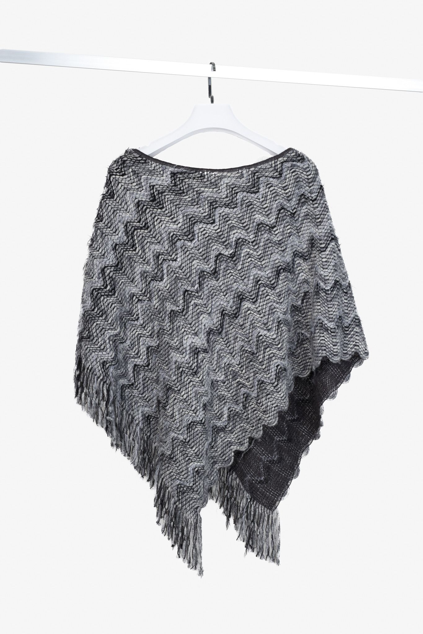 Missoni Missoni Greys Wool Pull-over Asymmetric Fringe Poncho Size ONE SIZE - 2 Thumbnail