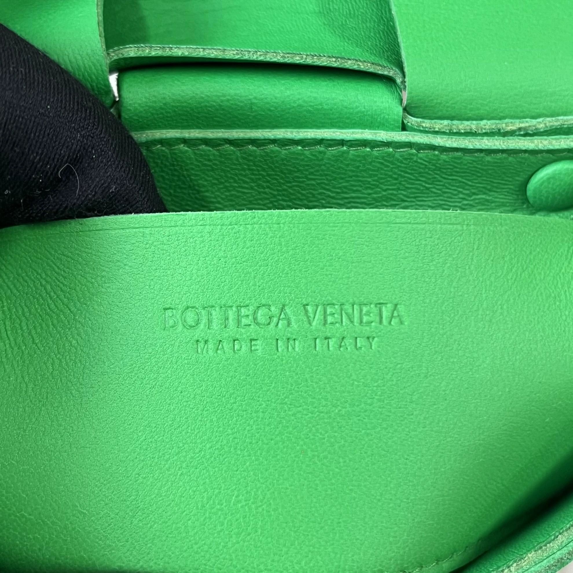 Bottega Veneta Bottega Veneta green woven Tofu crossbody bag Size ONE SIZE - 9 Thumbnail