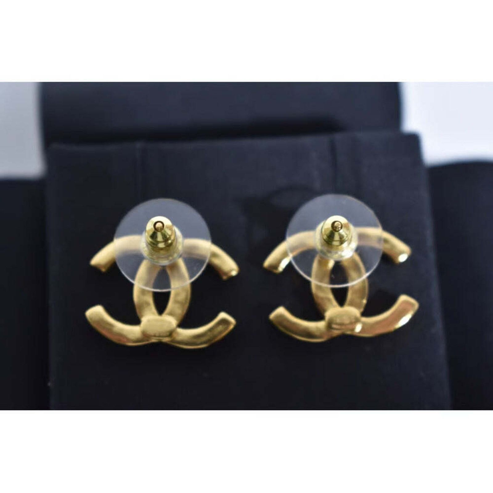 Chanel Chanel Gold Interlocking Classic Drop Statement Stud Earring Size ONE SIZE - 7 Thumbnail